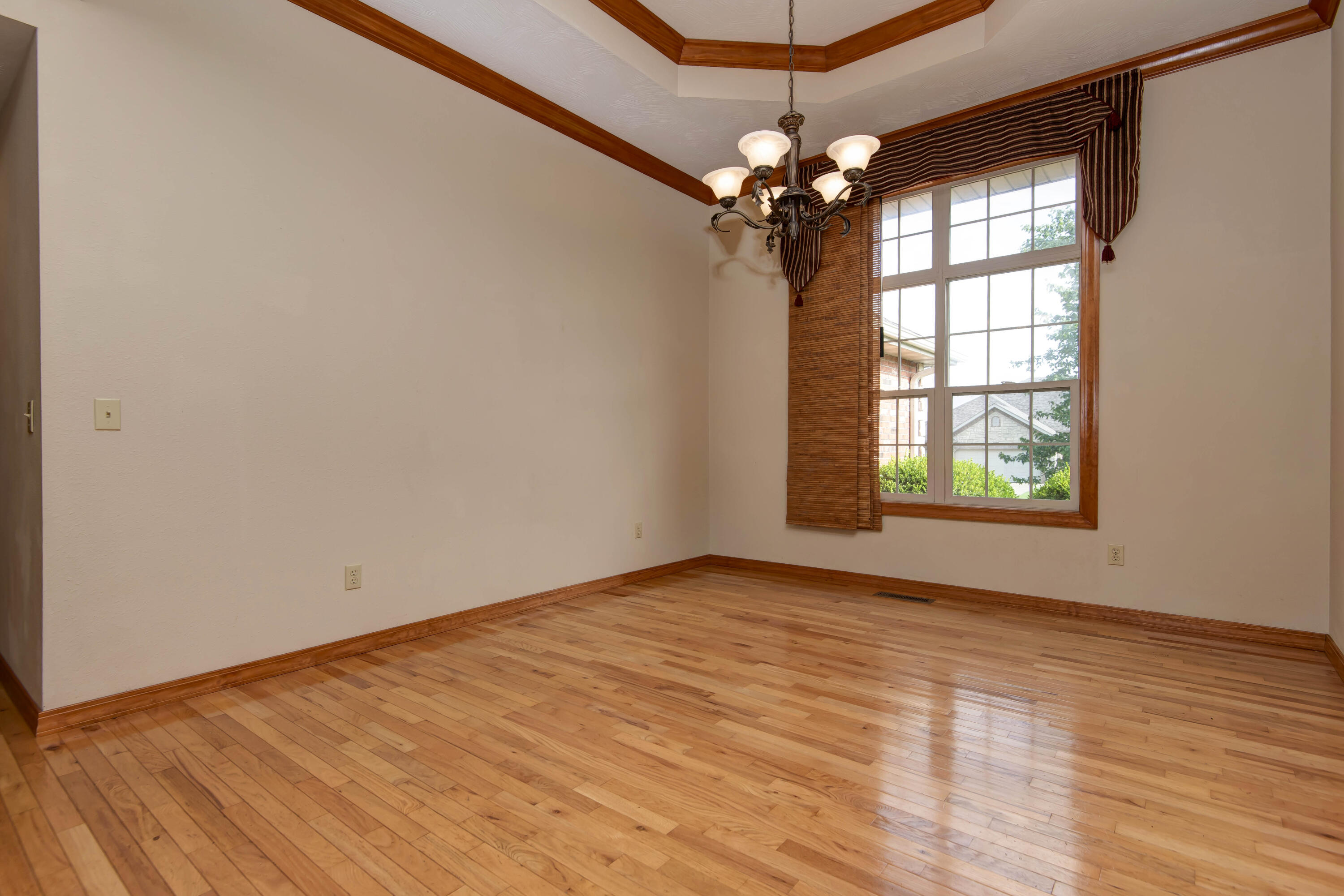 630 Meadowgate Drive Property Photo 13