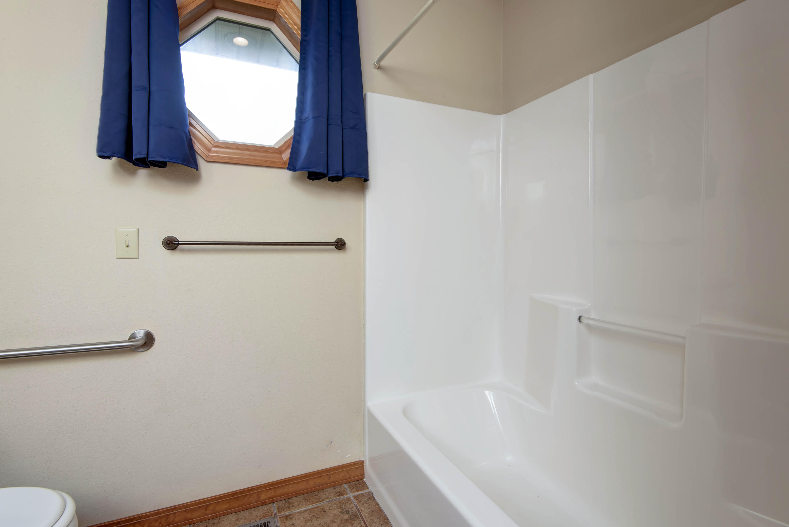630 Meadowgate Drive Property Photo 23