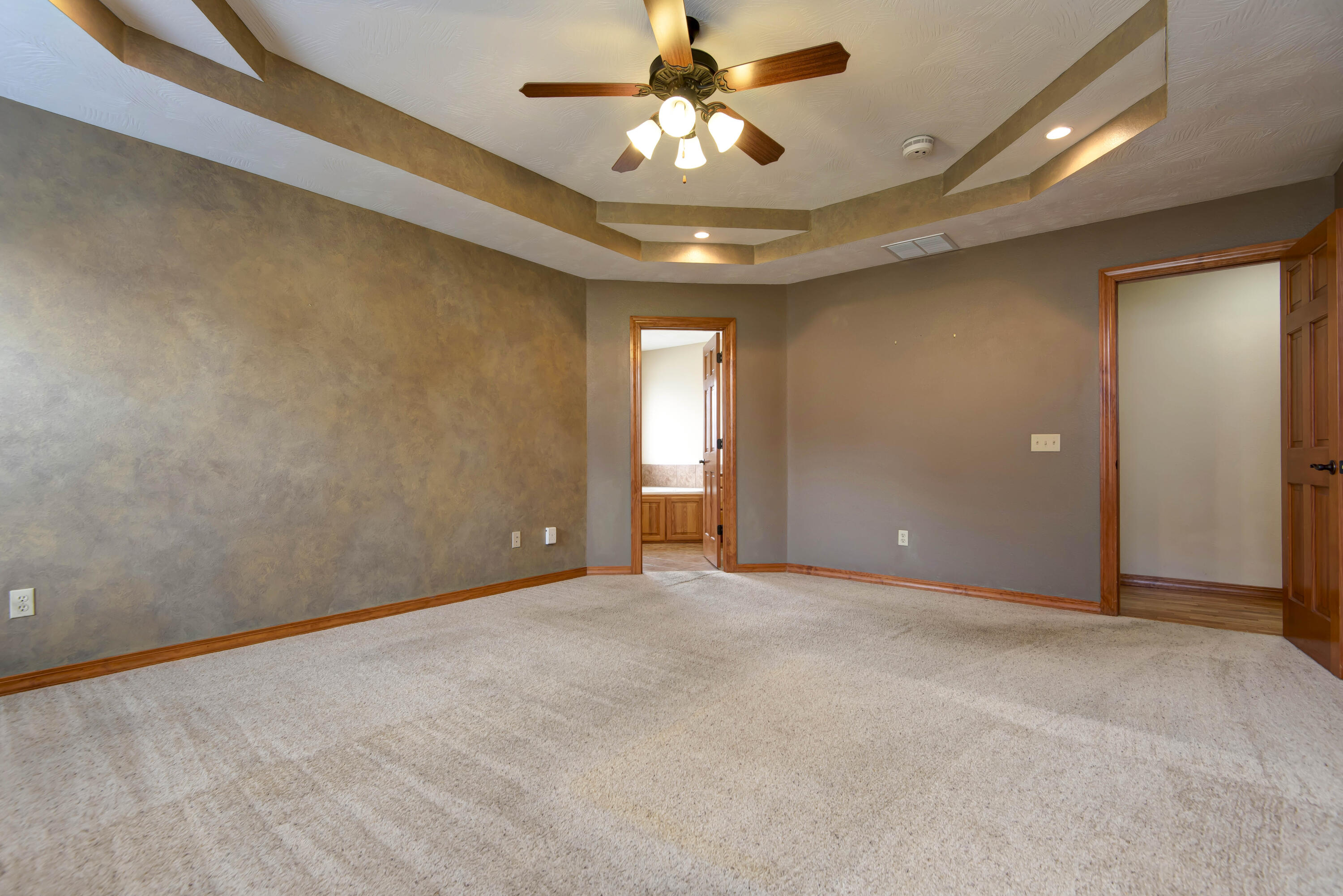 630 Meadowgate Drive Property Photo 29