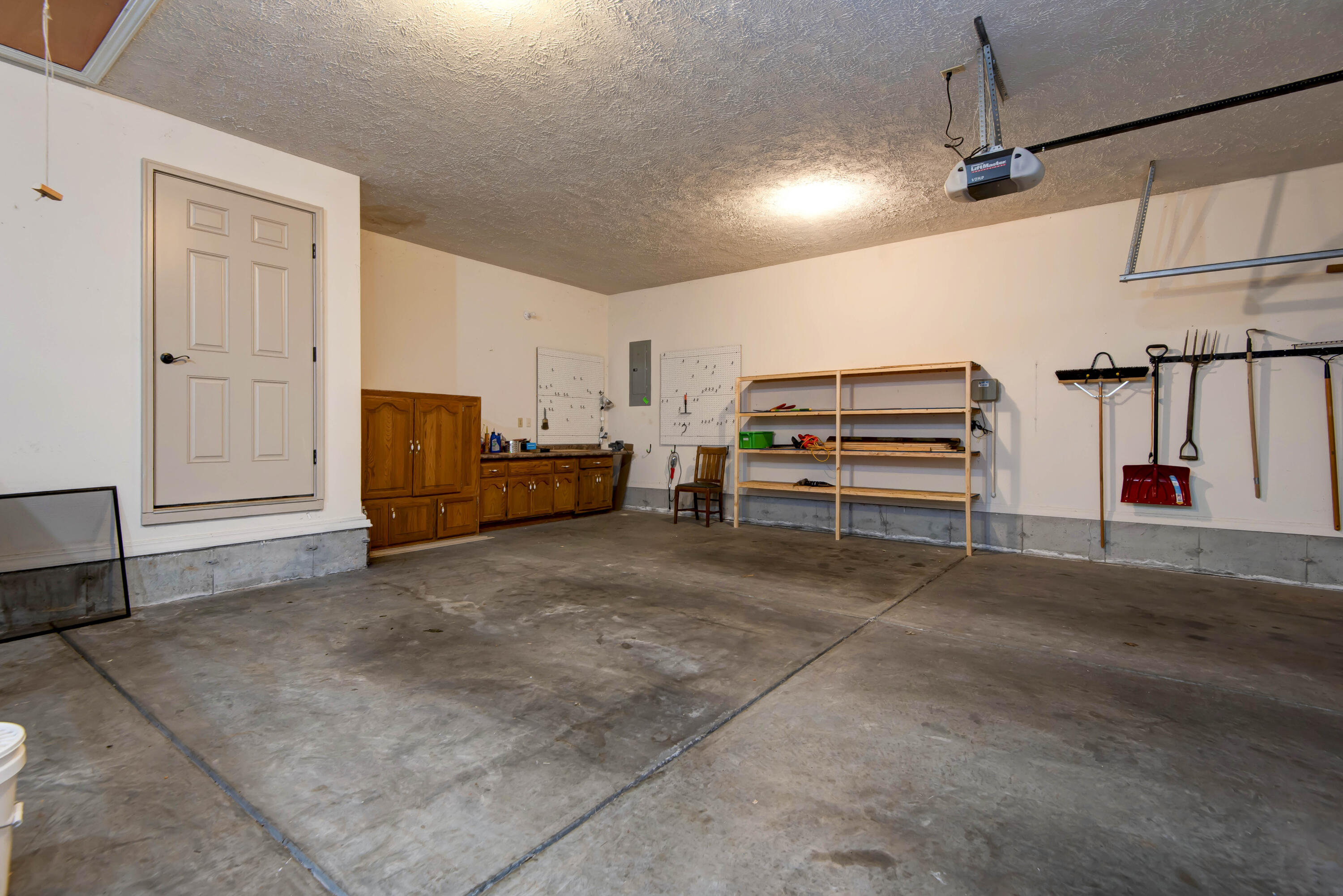630 Meadowgate Drive Property Photo 36