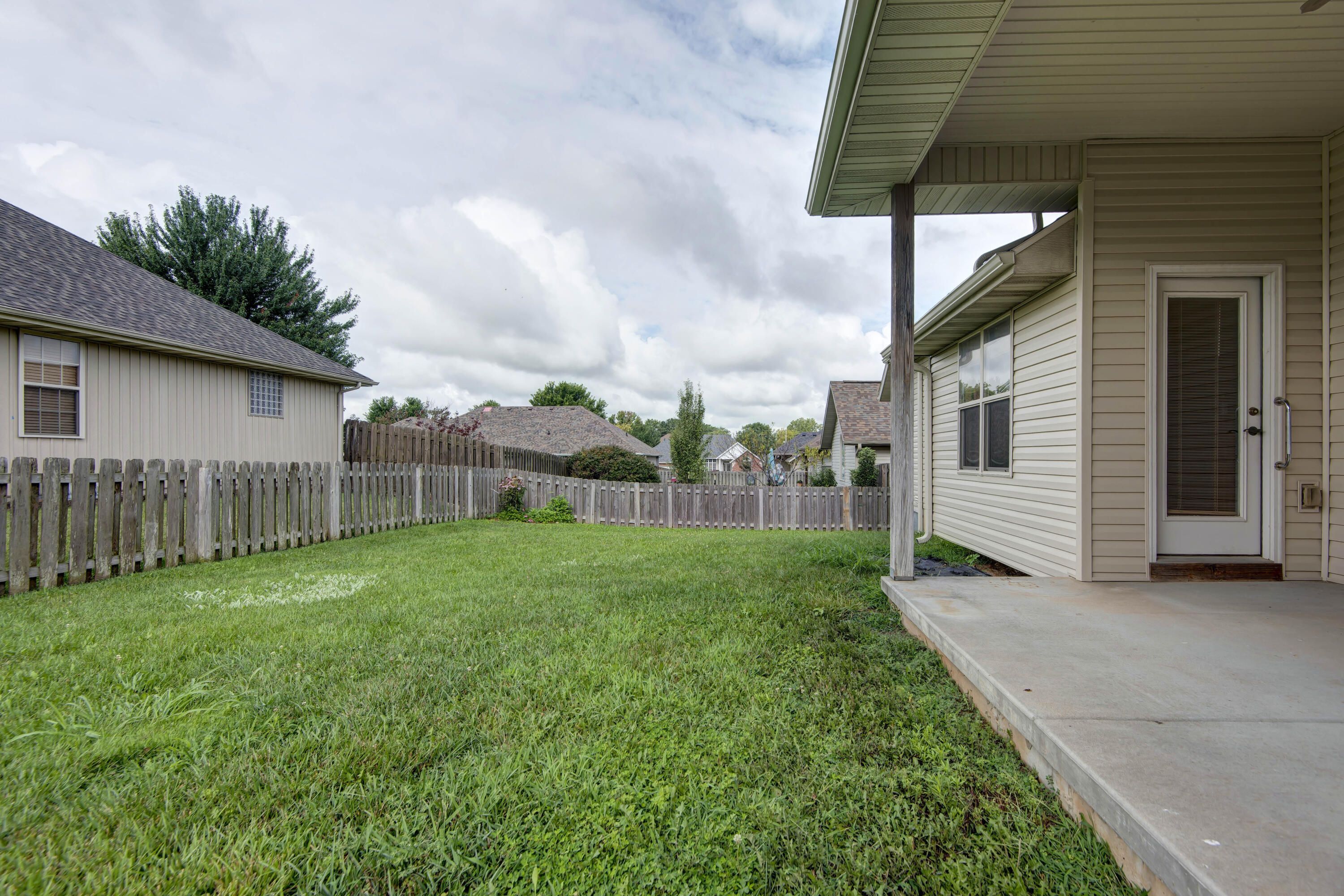 630 Meadowgate Drive Property Photo 38