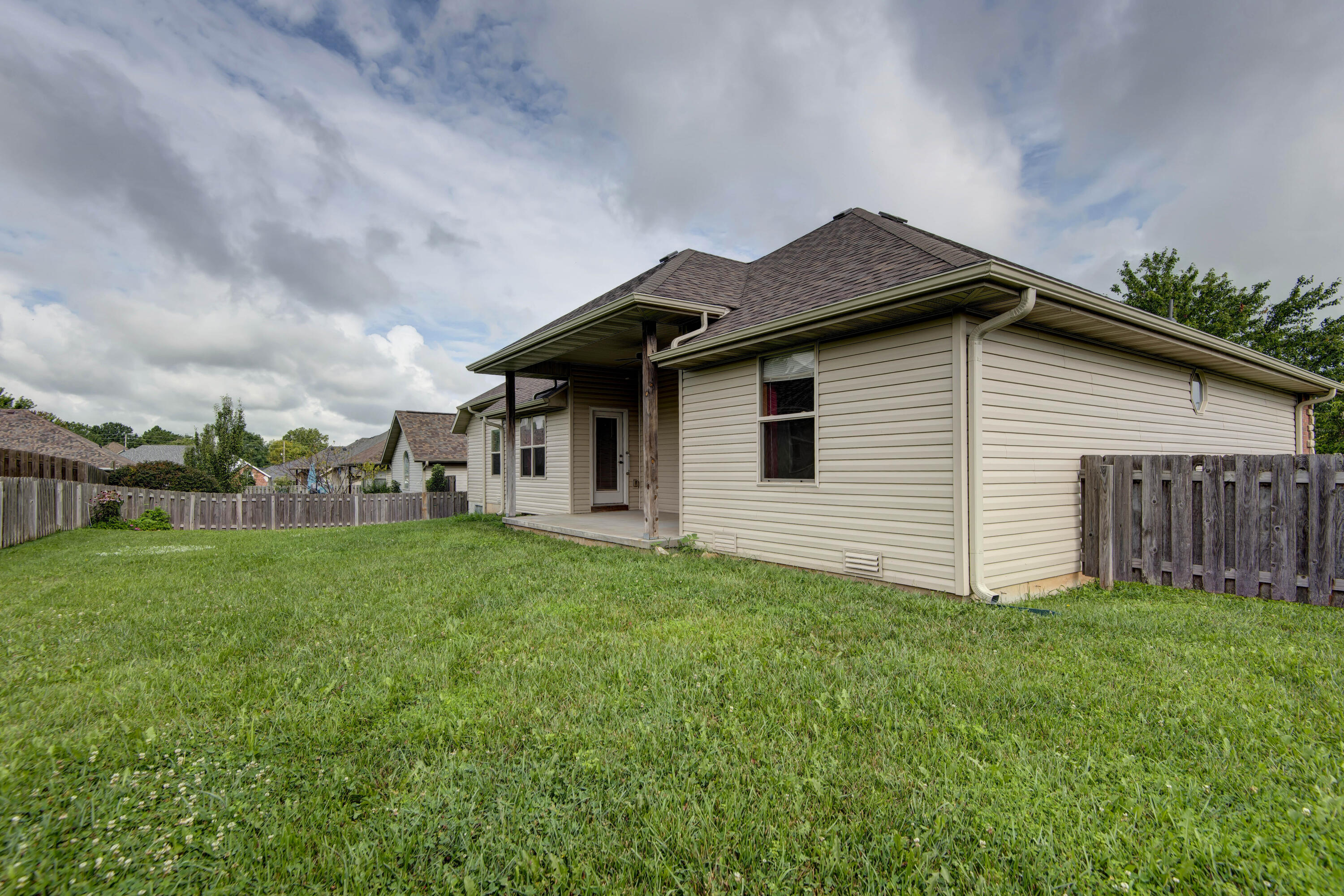 630 Meadowgate Drive Property Photo 40