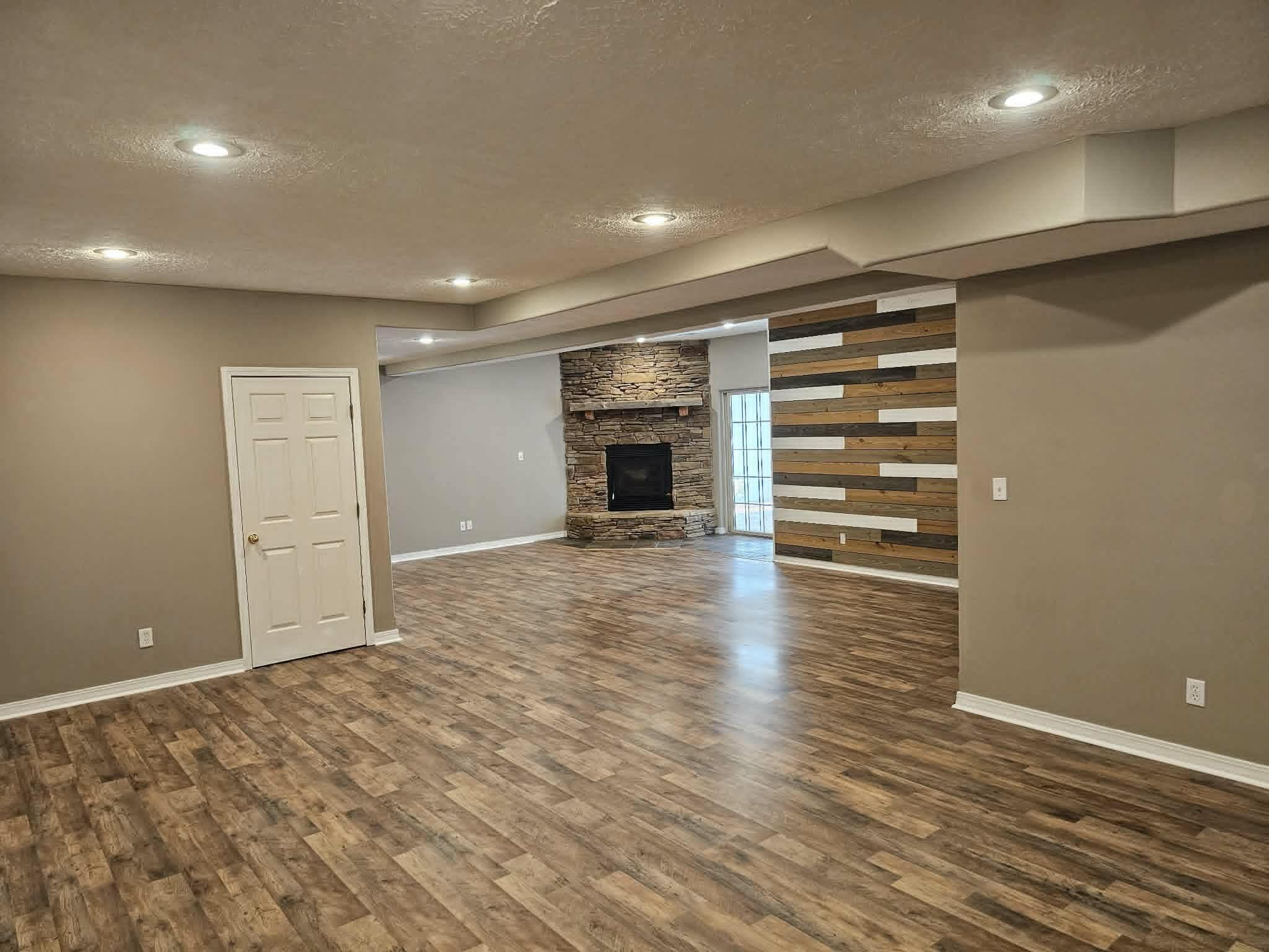 126 North Julie Drive Property Photo 14