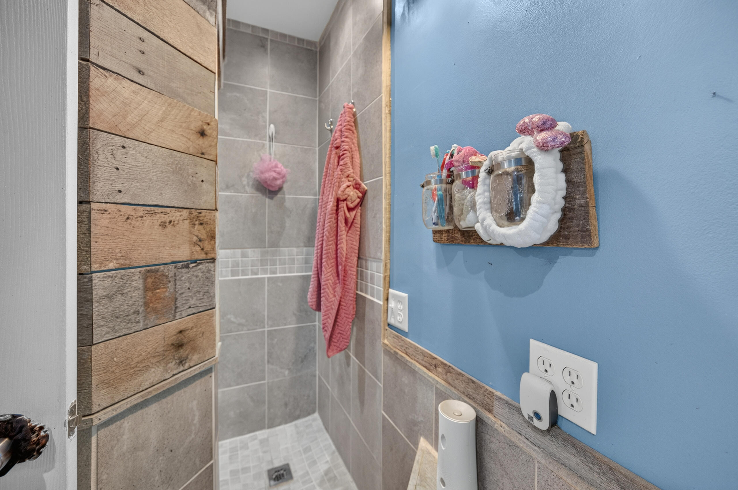 2464 U.s. 65 Property Photo 17