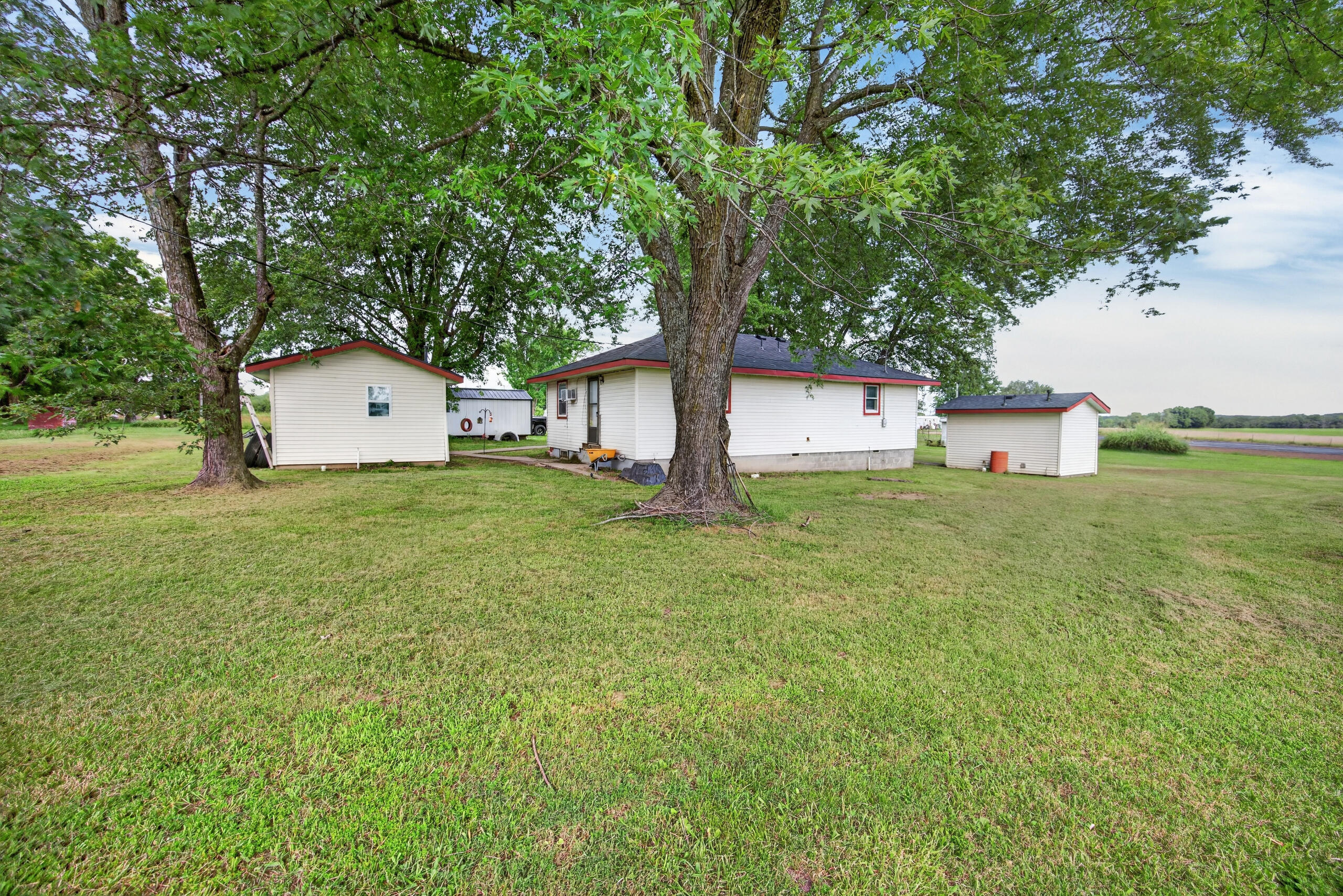 2464 U.s. 65 Property Photo 34