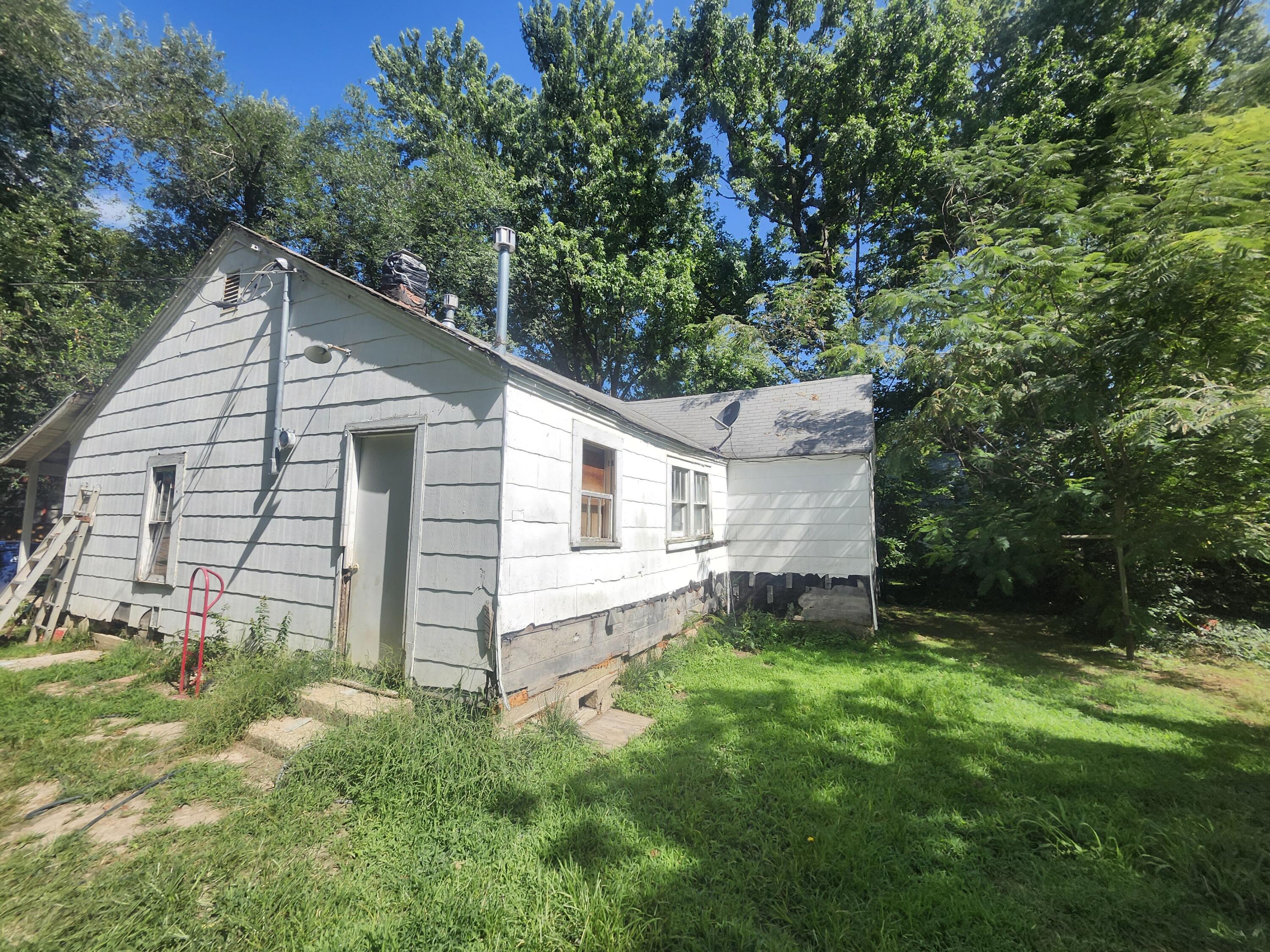 304 Bryan Street Property Photo 1