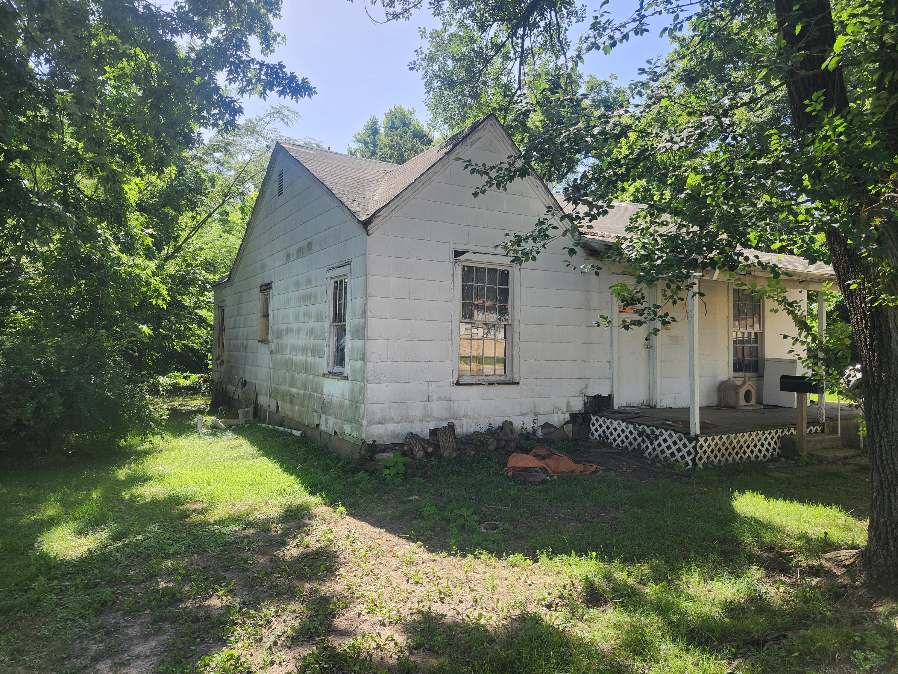 304 Bryan Street Property Photo 10