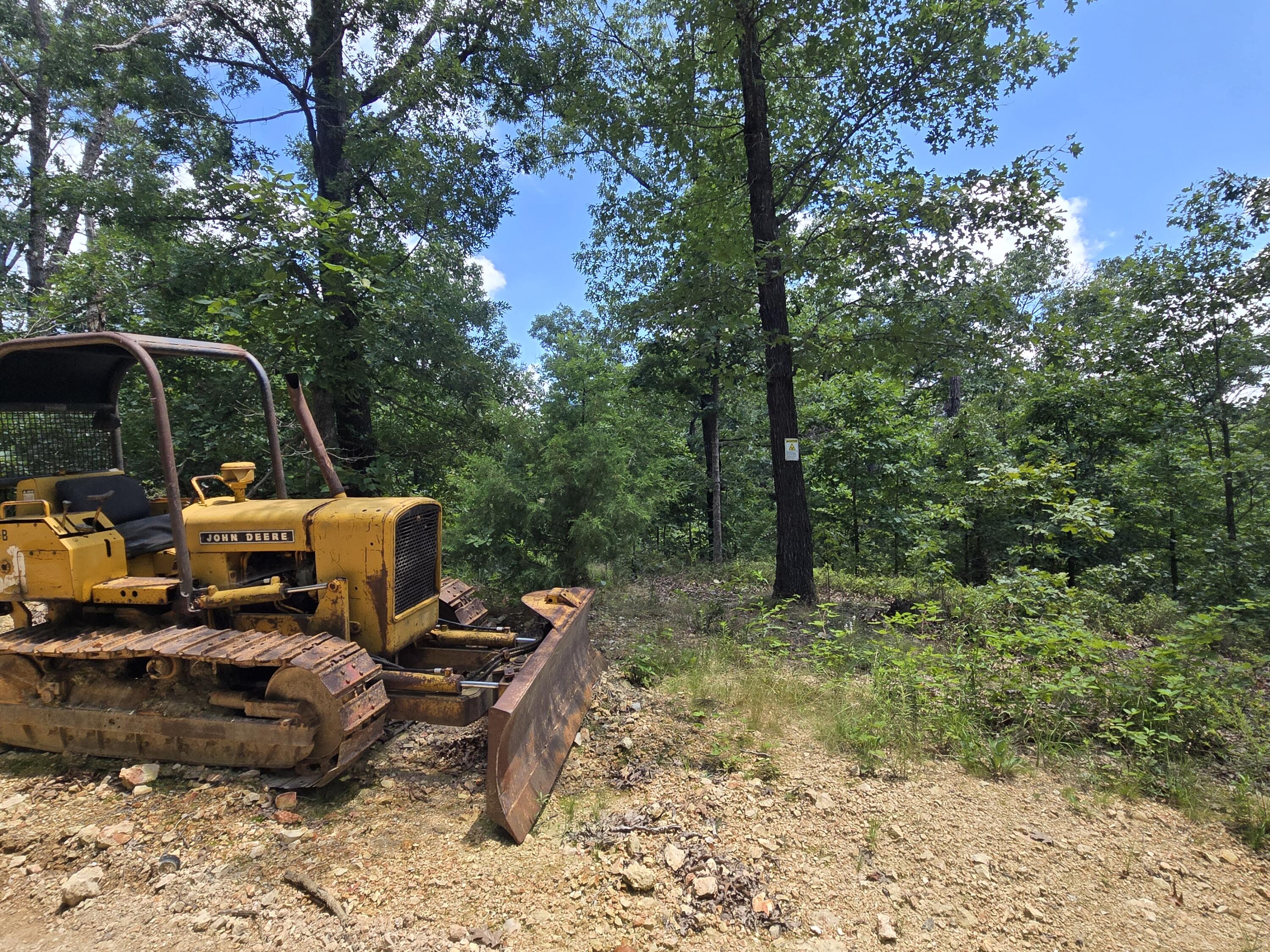 Tract 8 Highway C Property Photo 1
