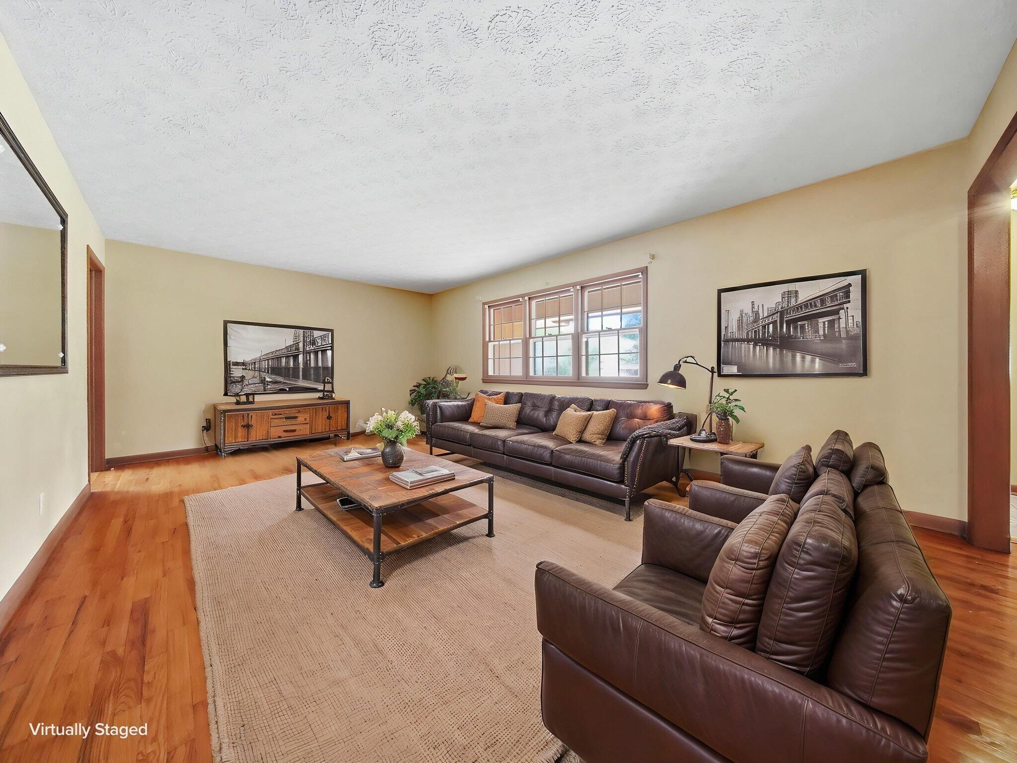 2411 South Mayfair Avenue Property Photo 11