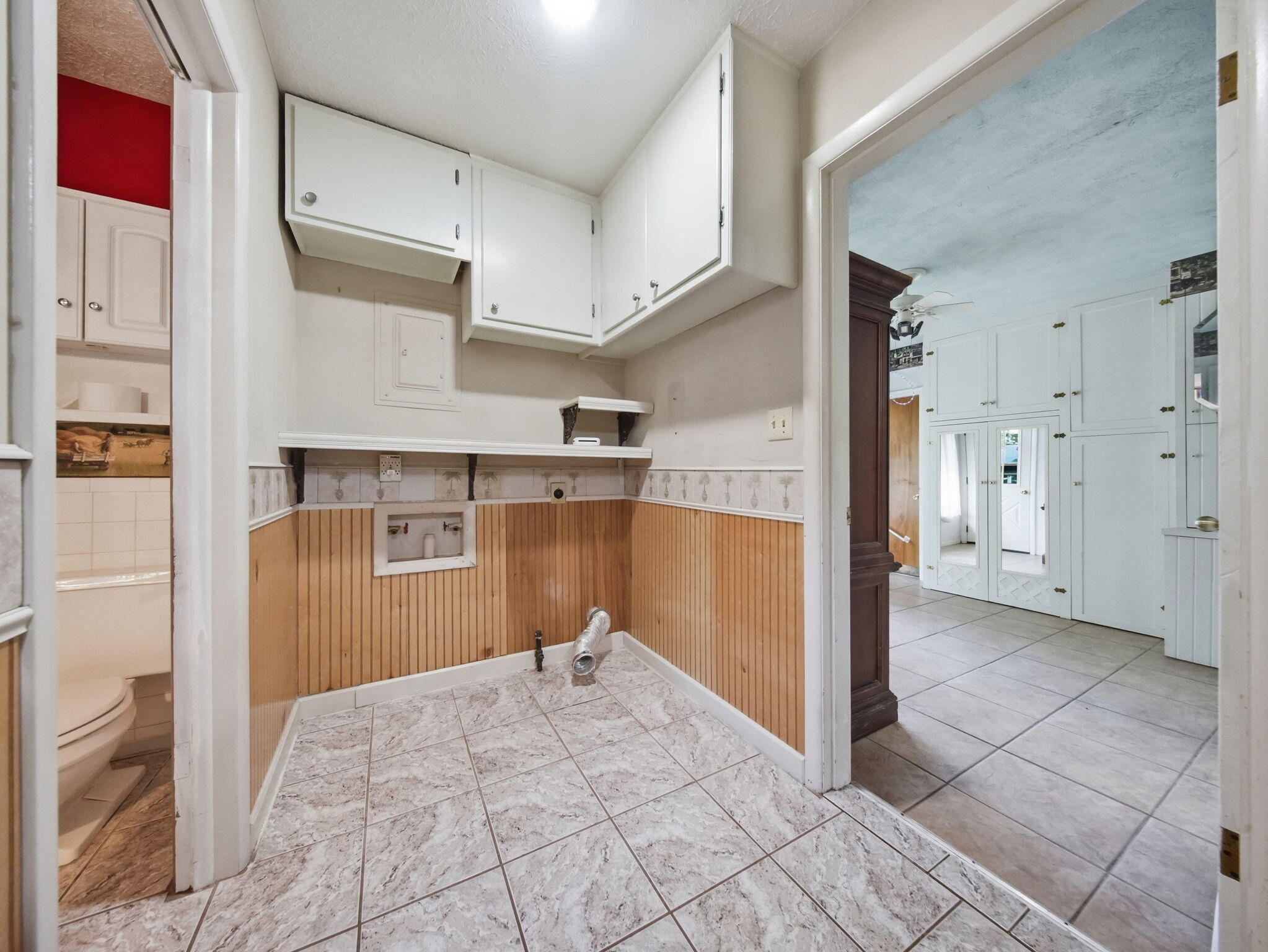 2411 South Mayfair Avenue Property Photo 33