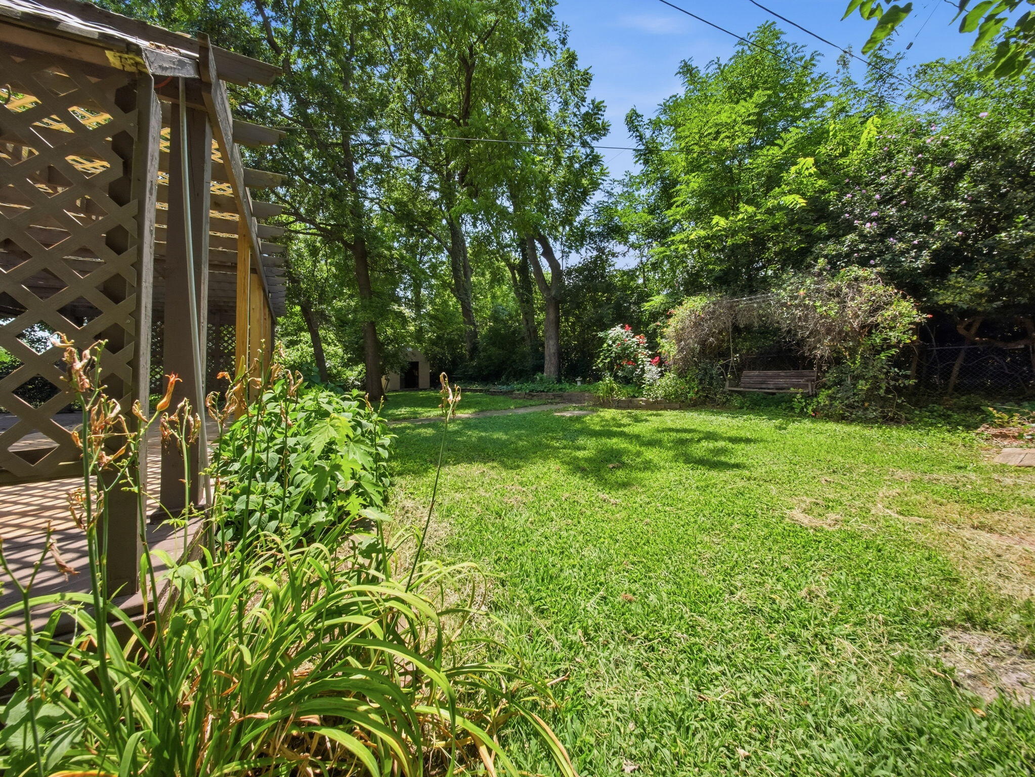 2411 South Mayfair Avenue Property Photo 37