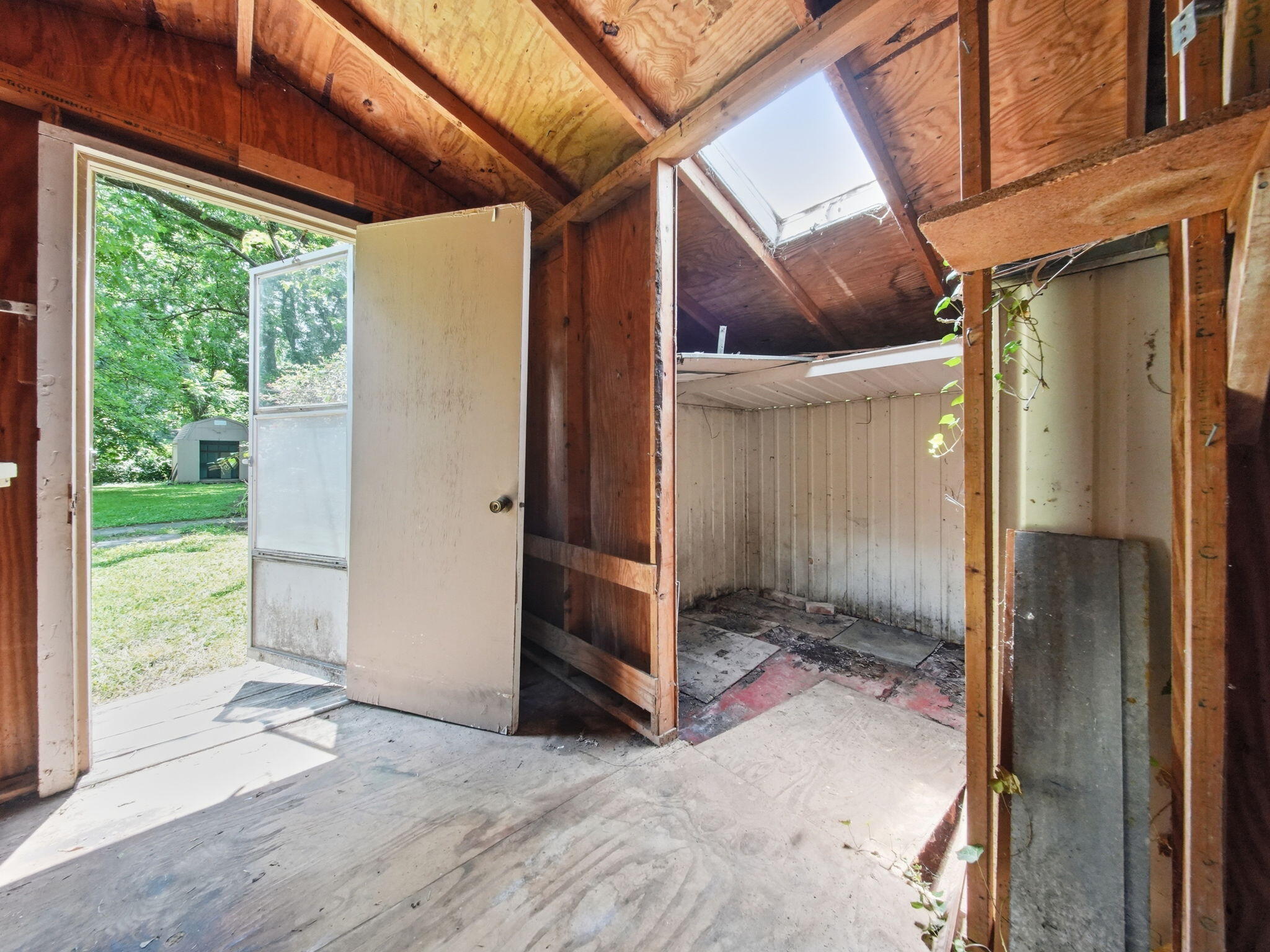 2411 South Mayfair Avenue Property Photo 45