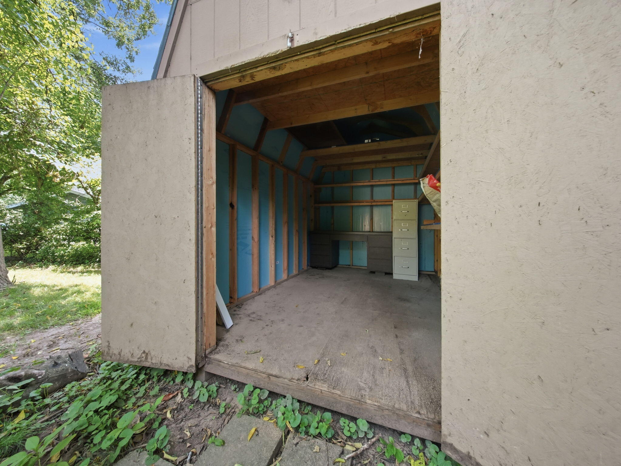 2411 South Mayfair Avenue Property Photo 46