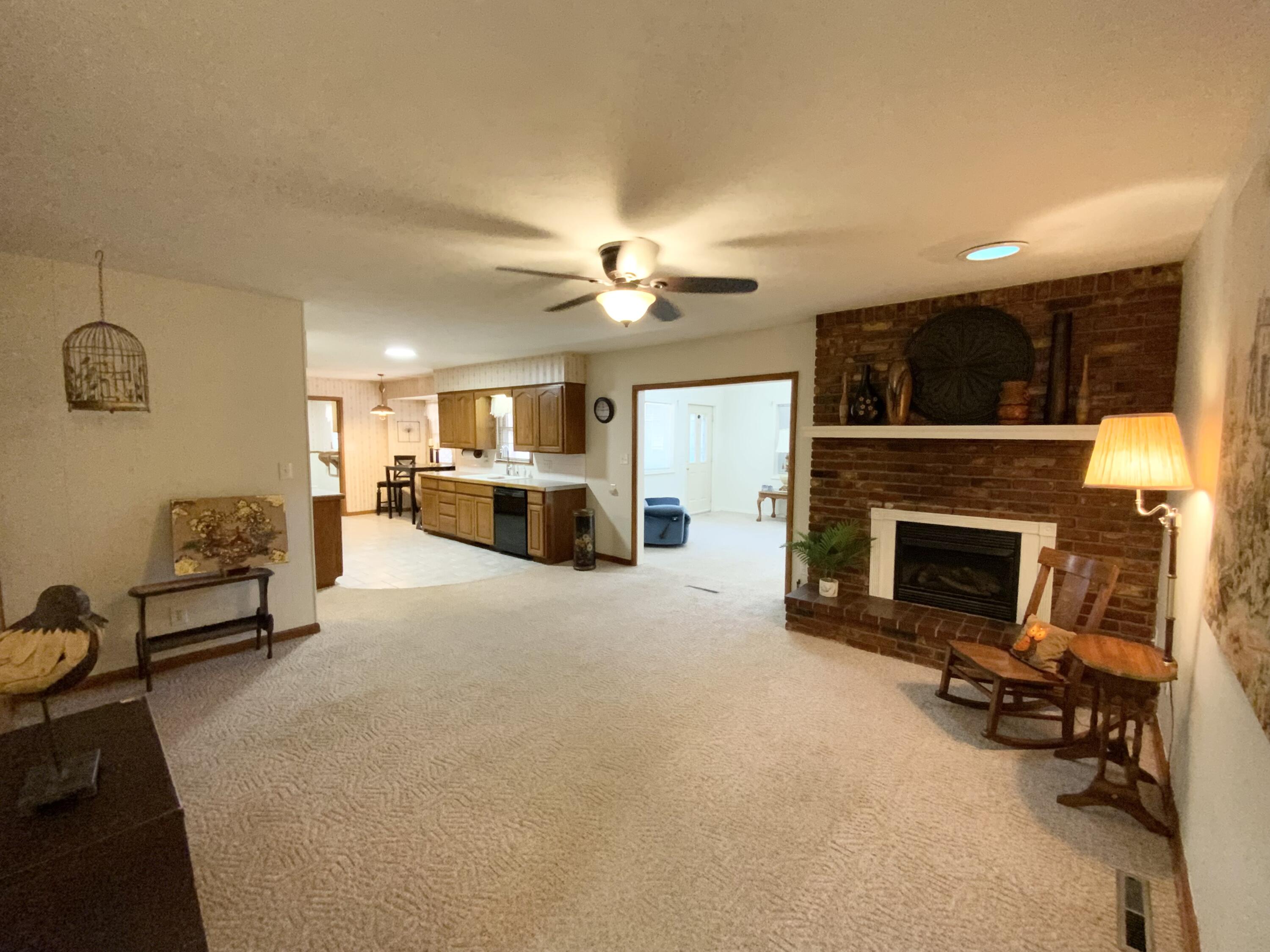 2049 South Brighton Drive Property Photo 12