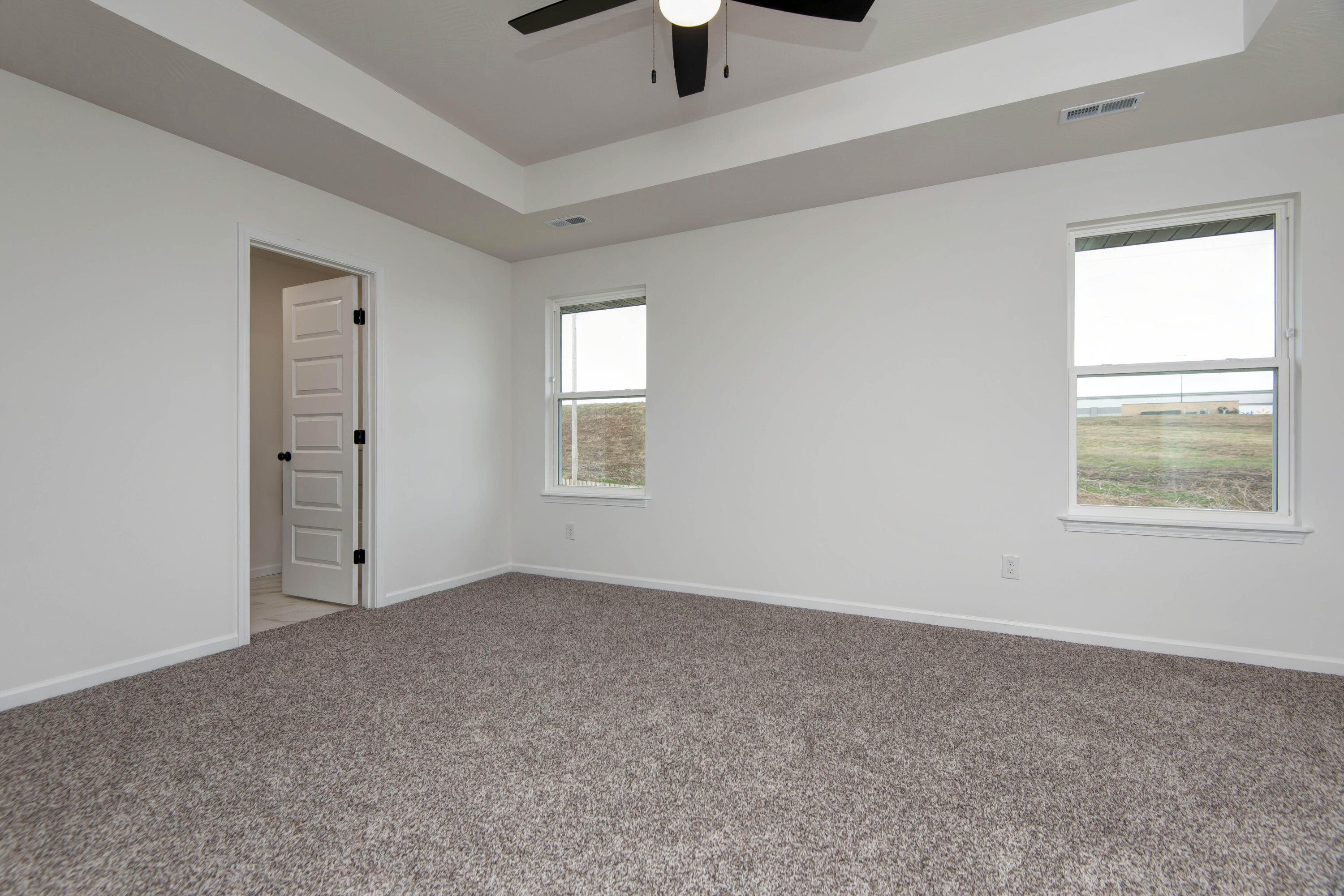734 South Wheaton Hills Drive Lot 242 Property Photo 17