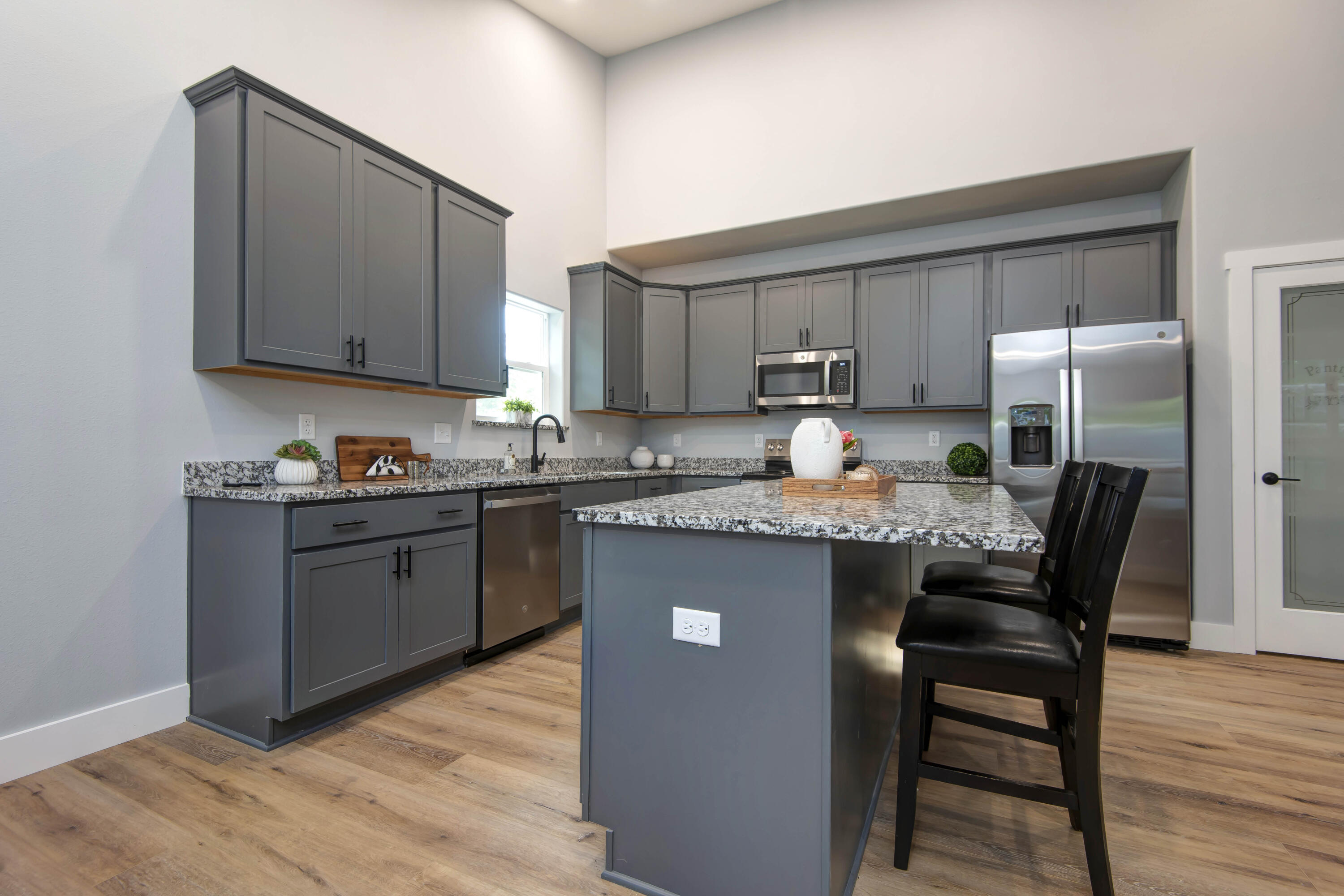1049 Hanging Branch Ridge Property Photo 4