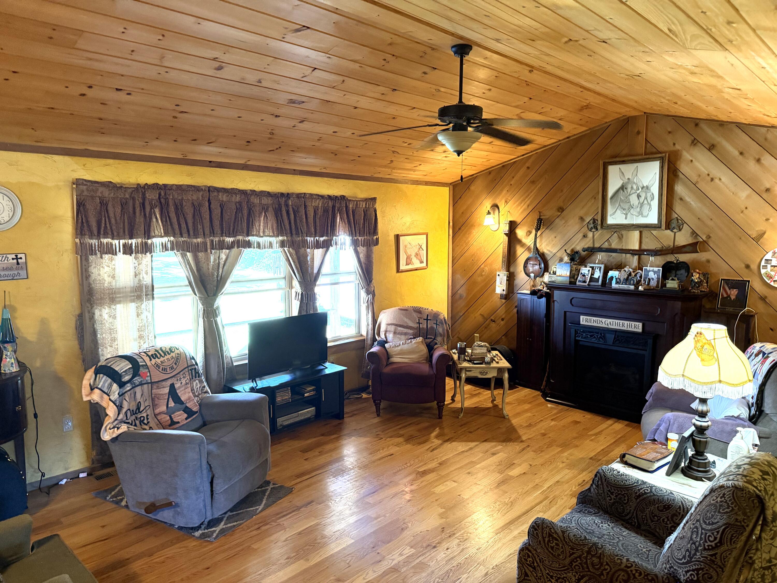 9468 Mo-19 Property Photo 4