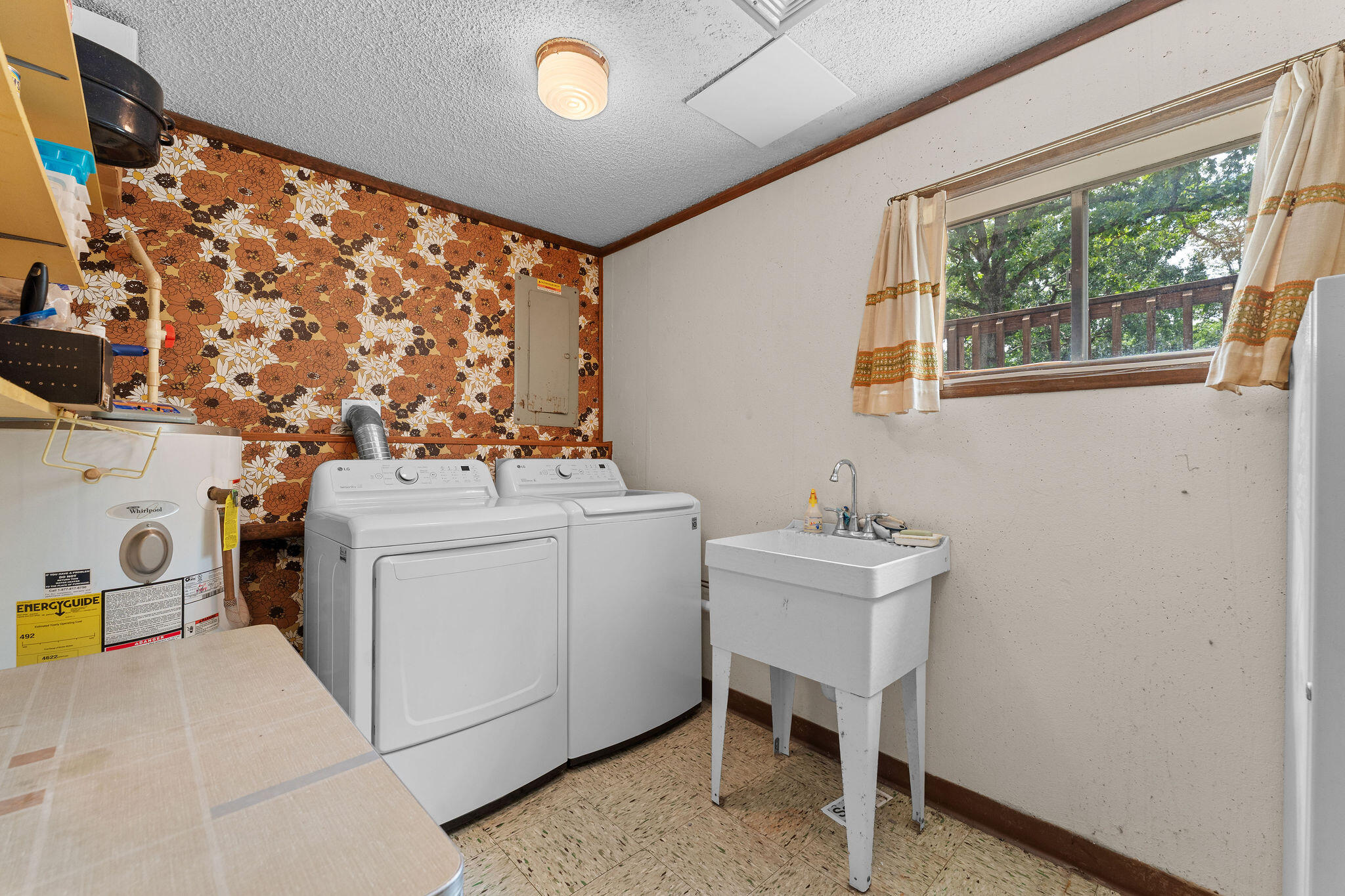341 Greenbrier Lane Property Photo 43