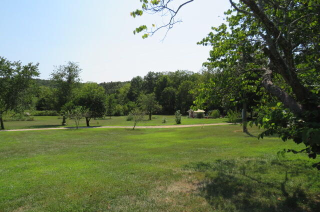 2005 Highway F Property Photo 44