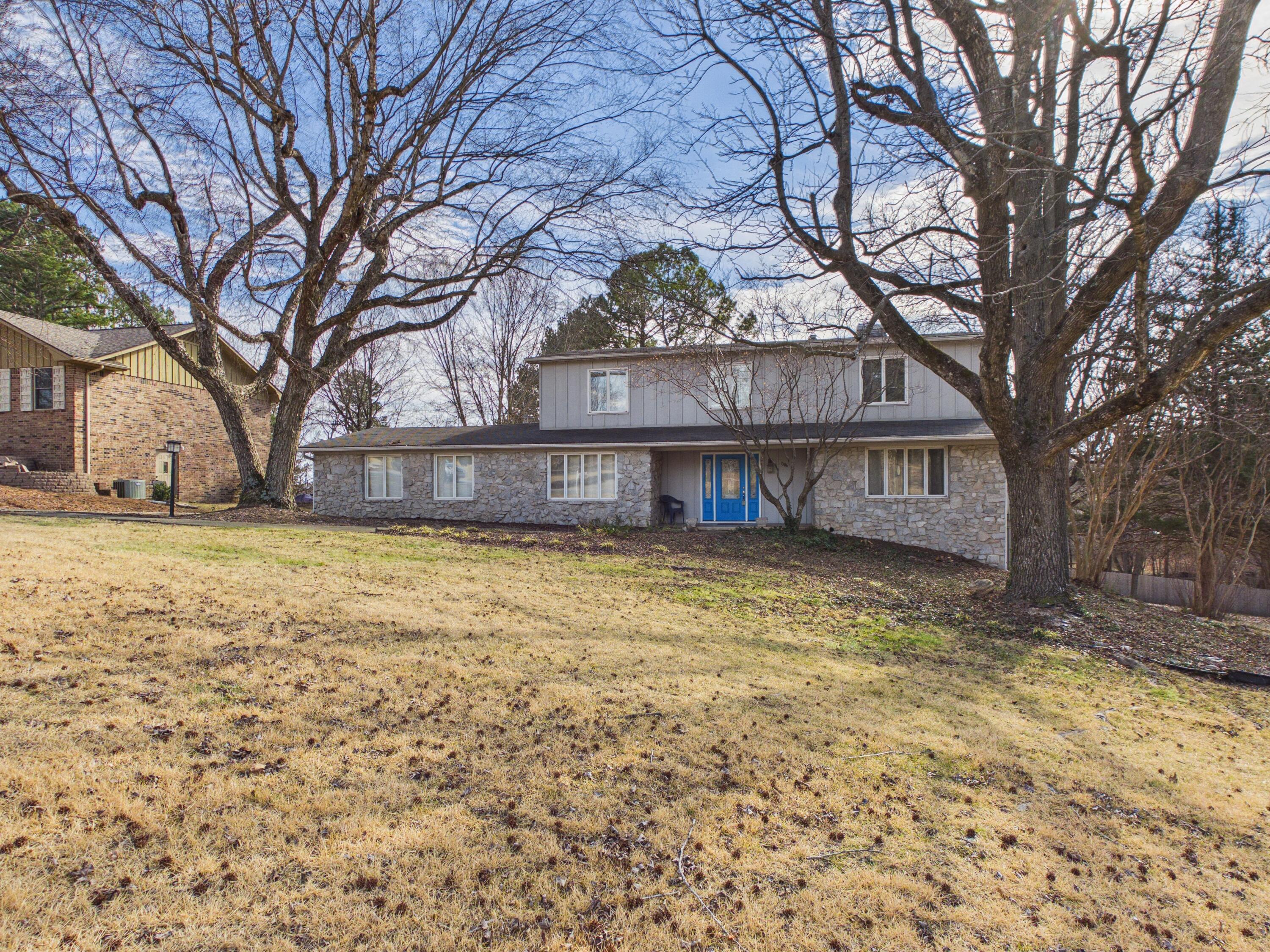 1006 West Sherman Avenue Property Photo 3