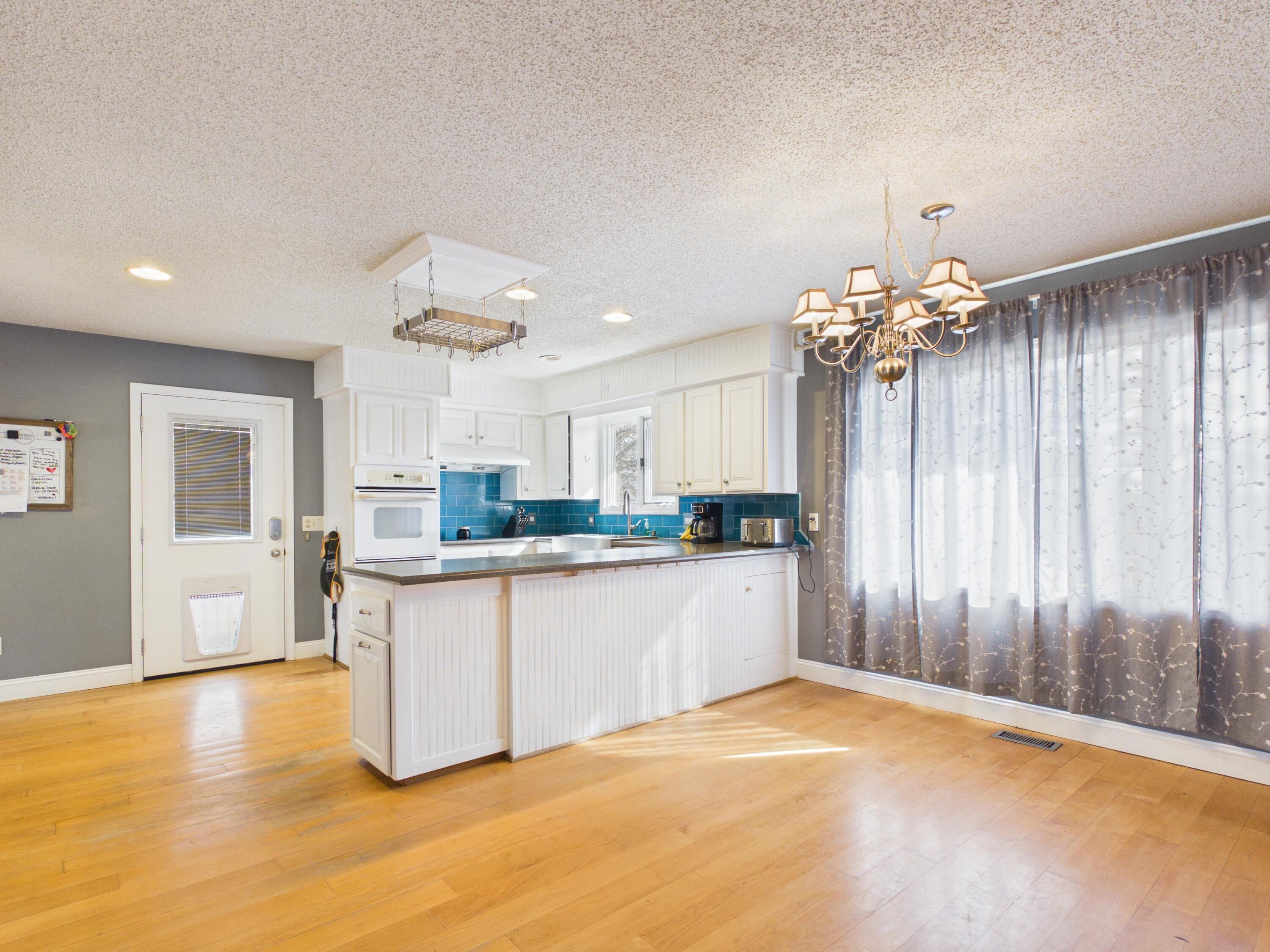 1006 West Sherman Avenue Property Photo 19