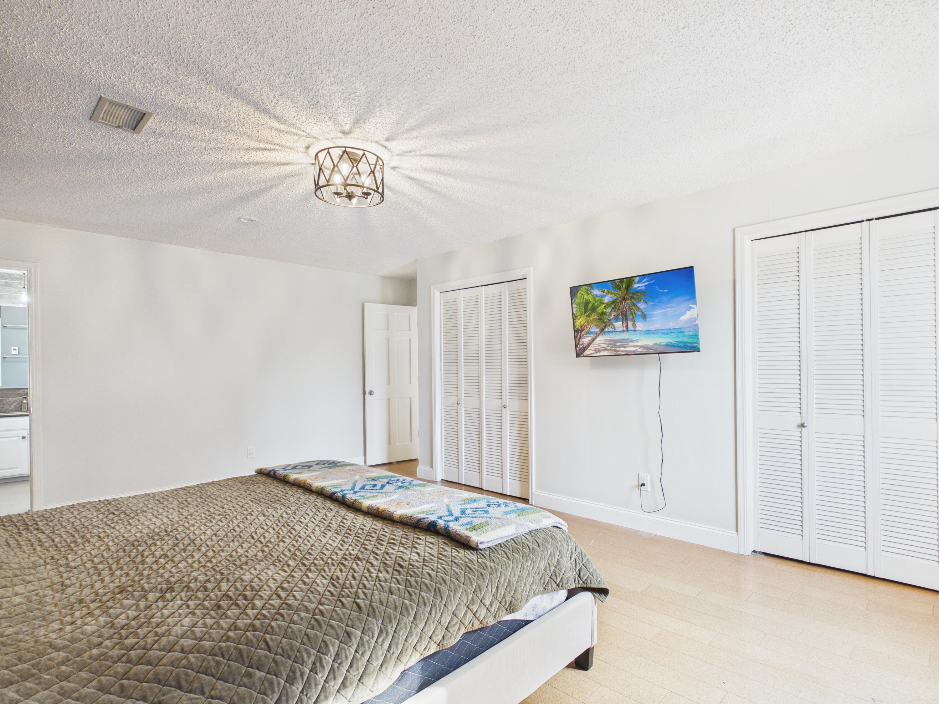 1006 West Sherman Avenue Property Photo 38