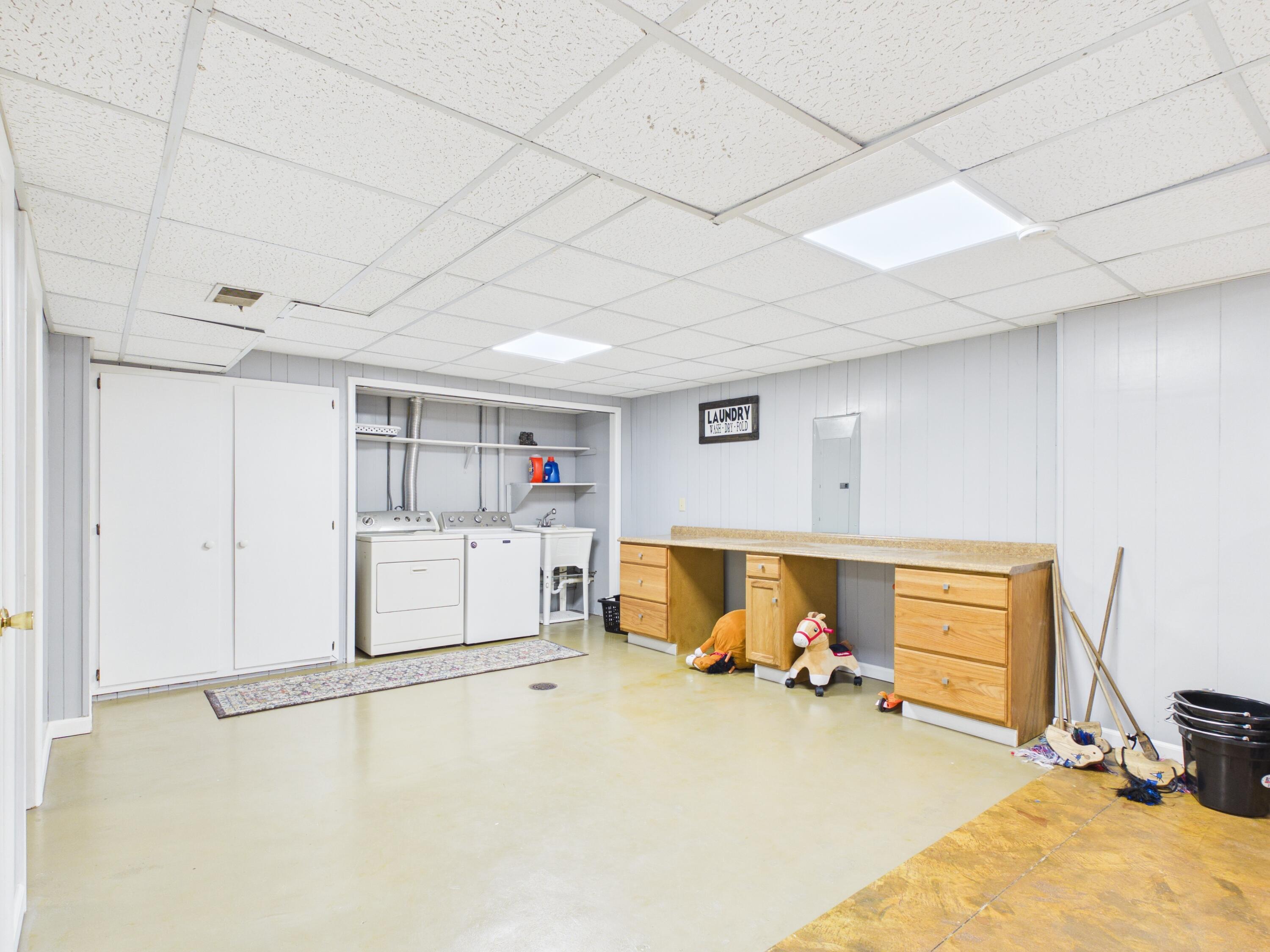 1006 West Sherman Avenue Property Photo 44