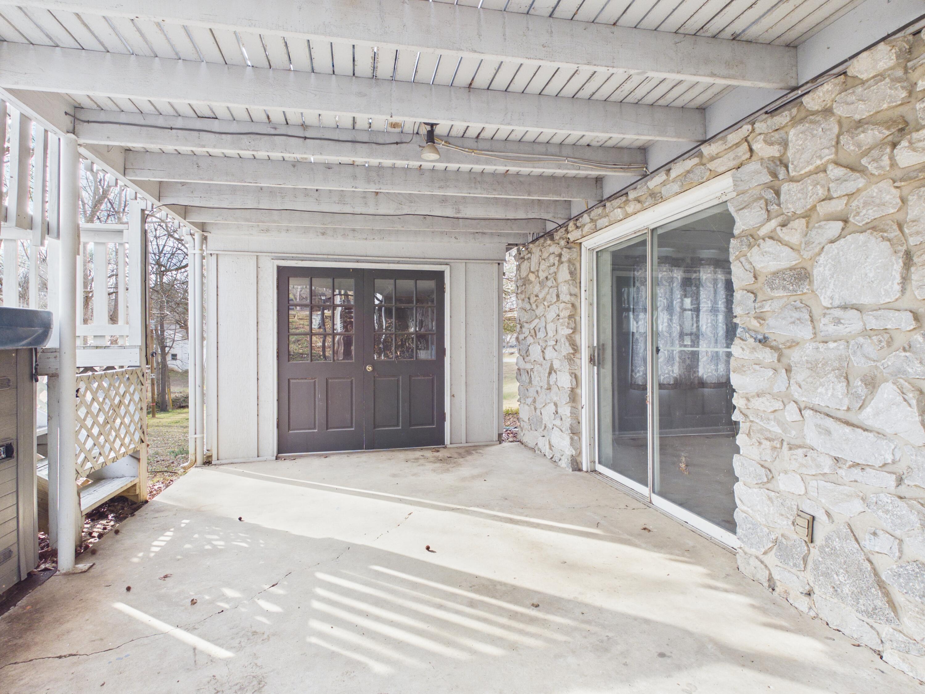 1006 West Sherman Avenue Property Photo 52