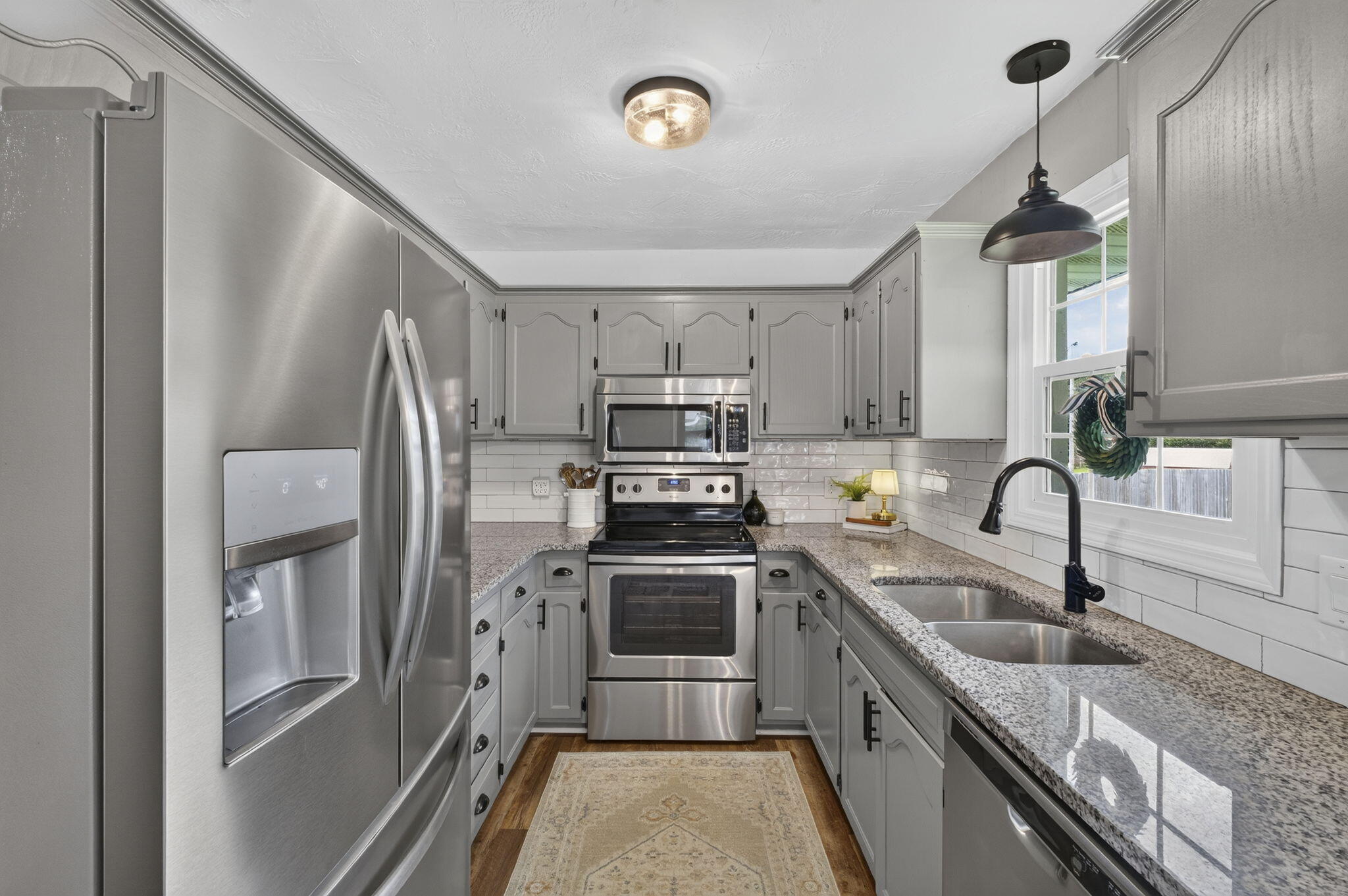 3905 South Crystal Place Property Photo 10
