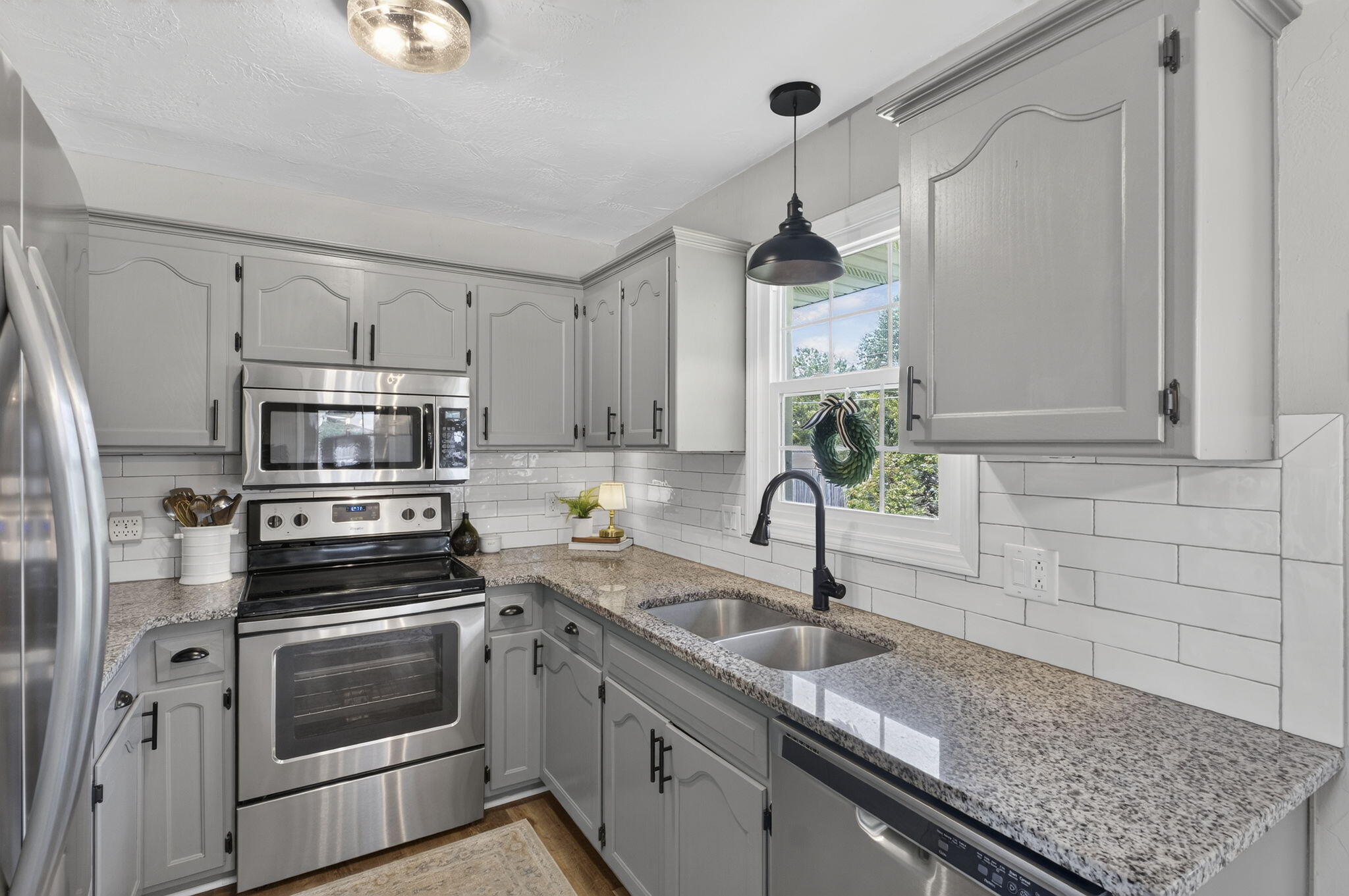 3905 South Crystal Place Property Photo 11