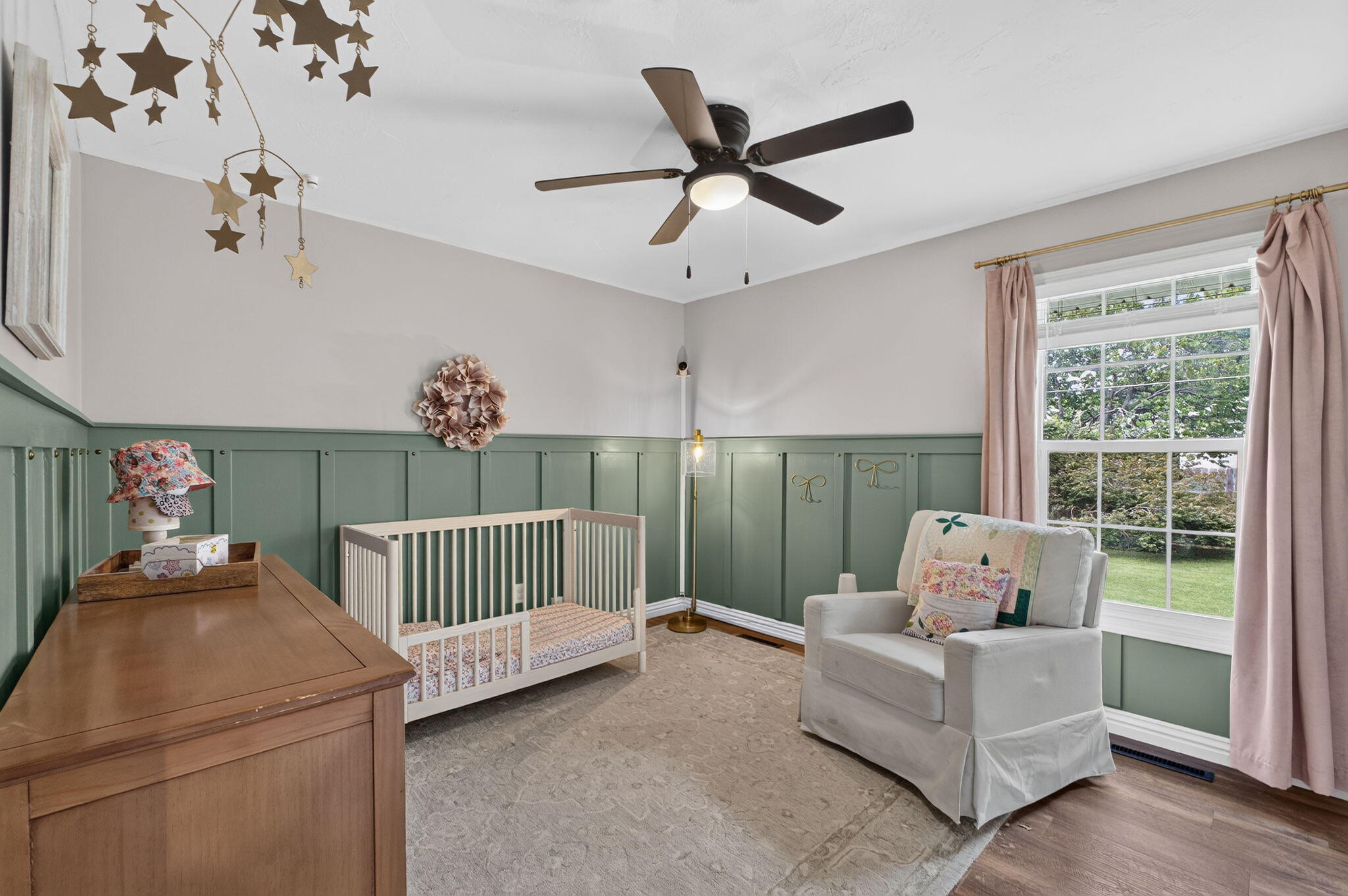 3905 South Crystal Place Property Photo 16