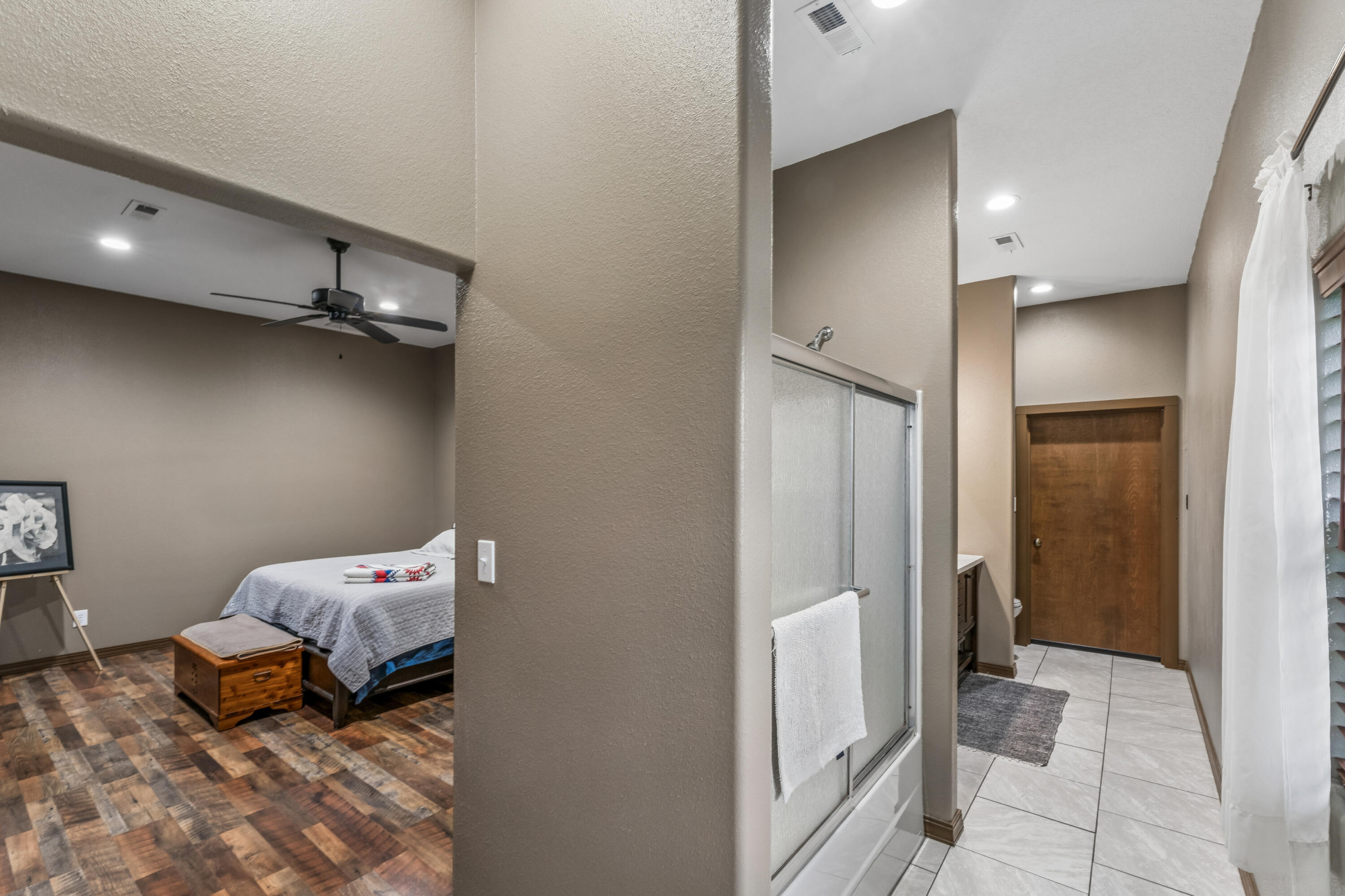 35 Kingdom Street Property Photo 15