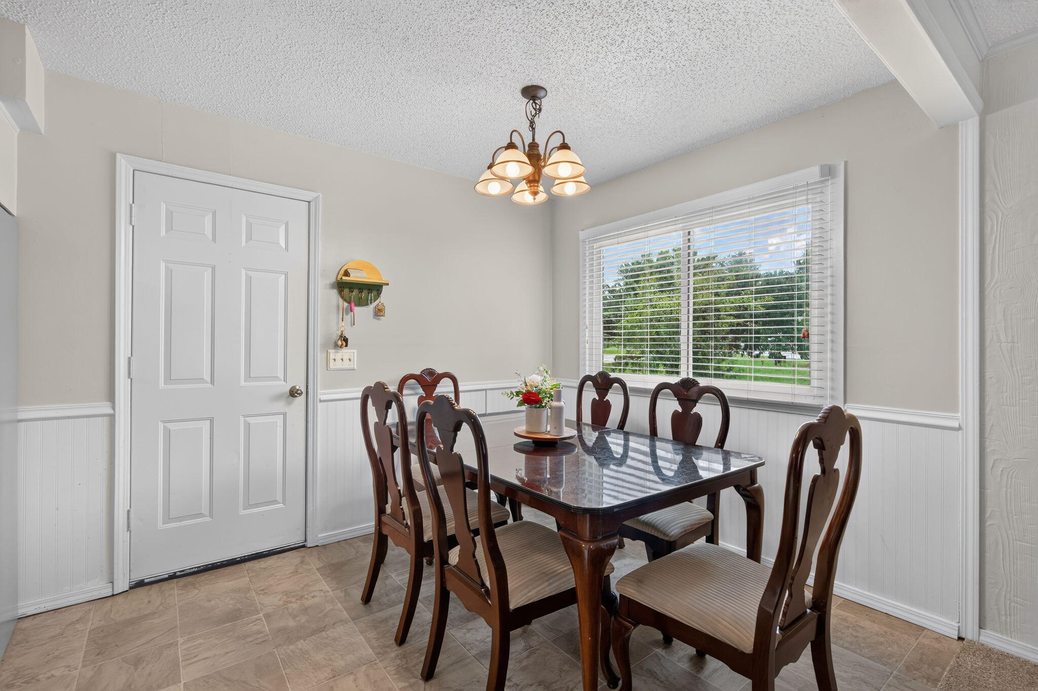 4105 West Dahlia Drive Property Photo 10