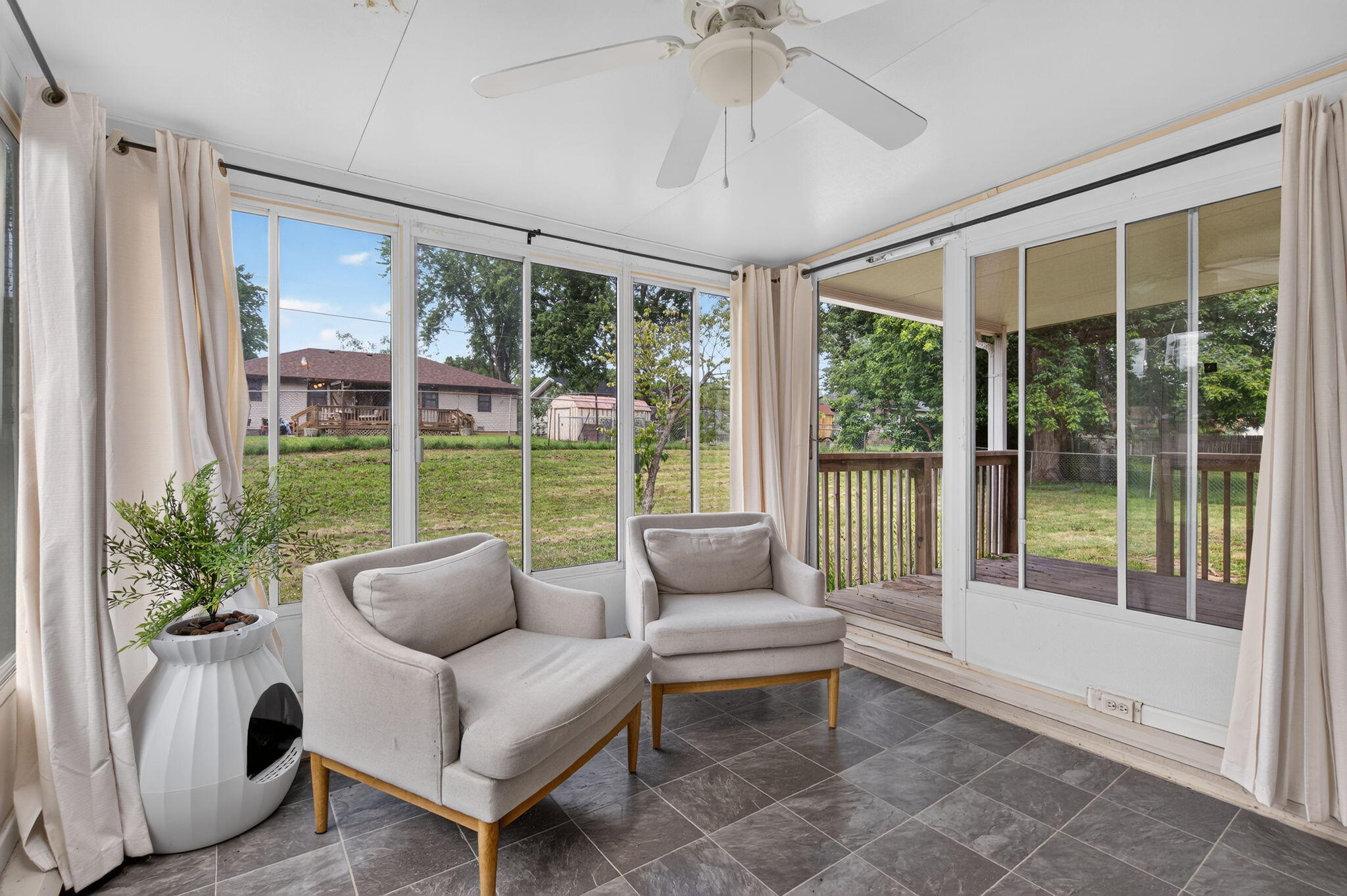 4105 West Dahlia Drive Property Photo 12