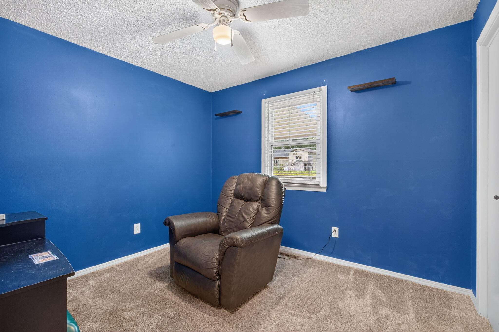4105 West Dahlia Drive Property Photo 15