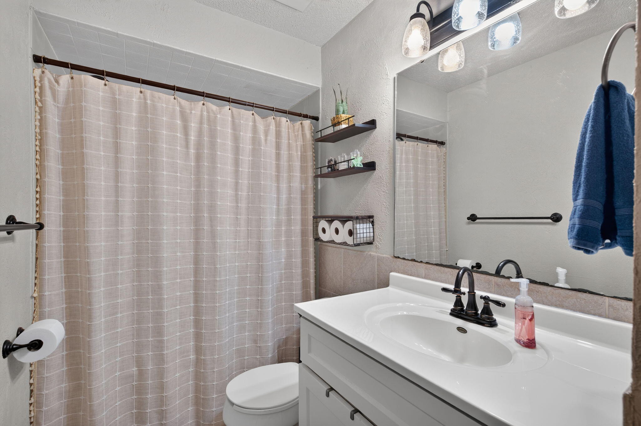 4105 West Dahlia Drive Property Photo 16