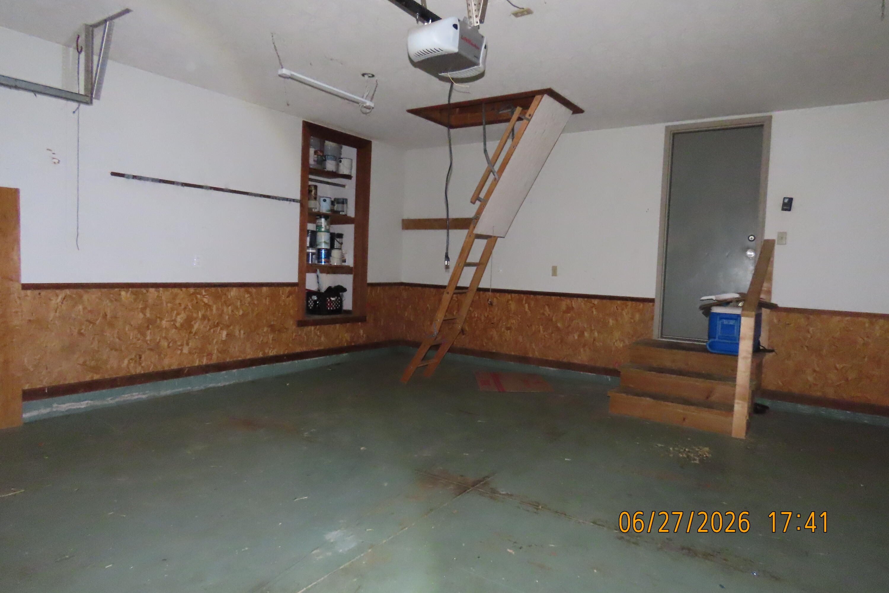 207 North Gregg Road Property Photo 2