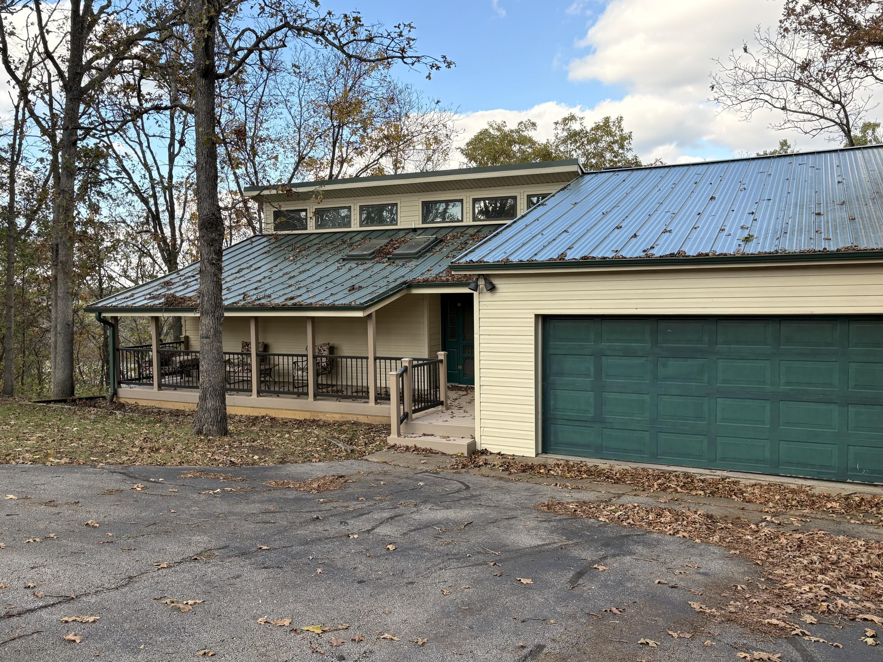 1352 East 400th Road Property Photo 1