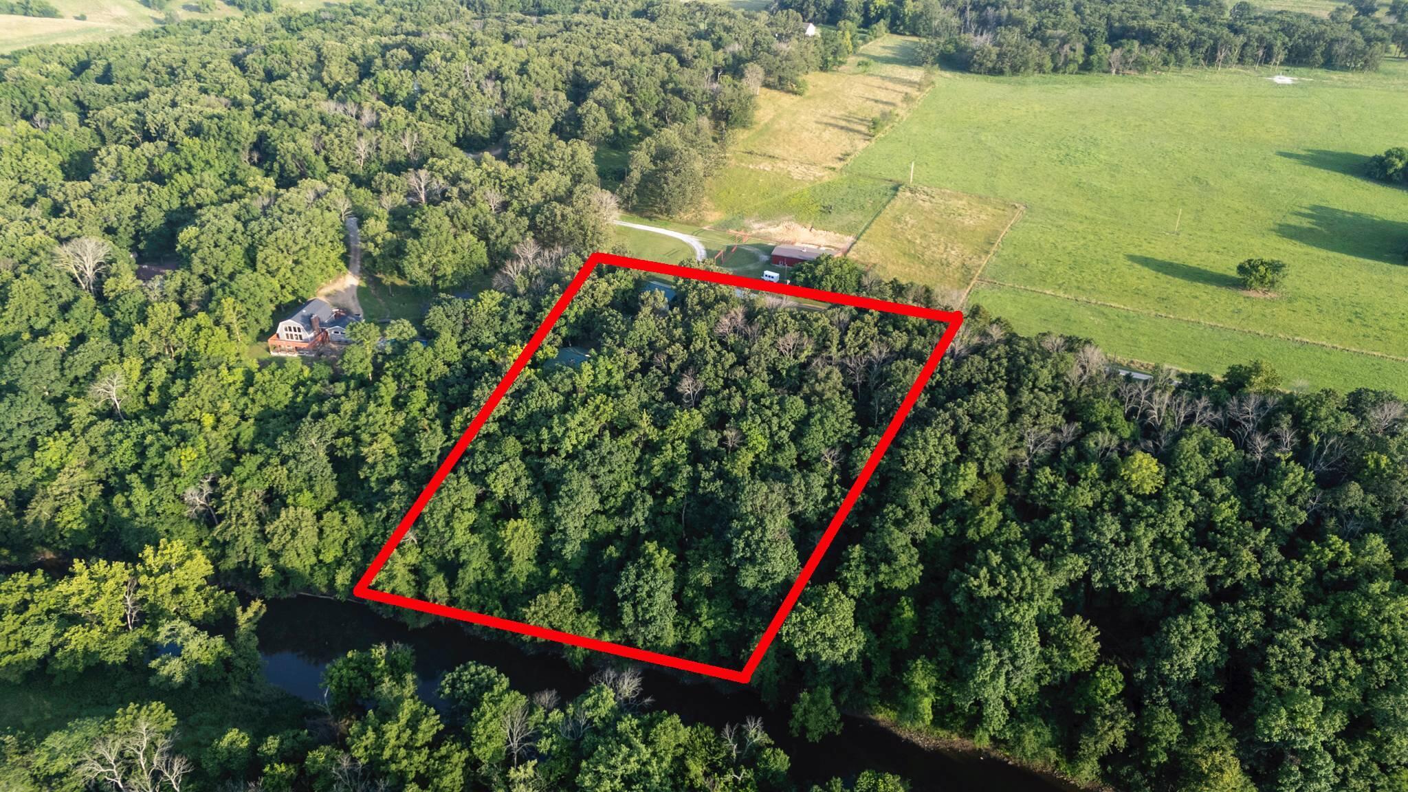 1352 East 400th Road Property Photo 4