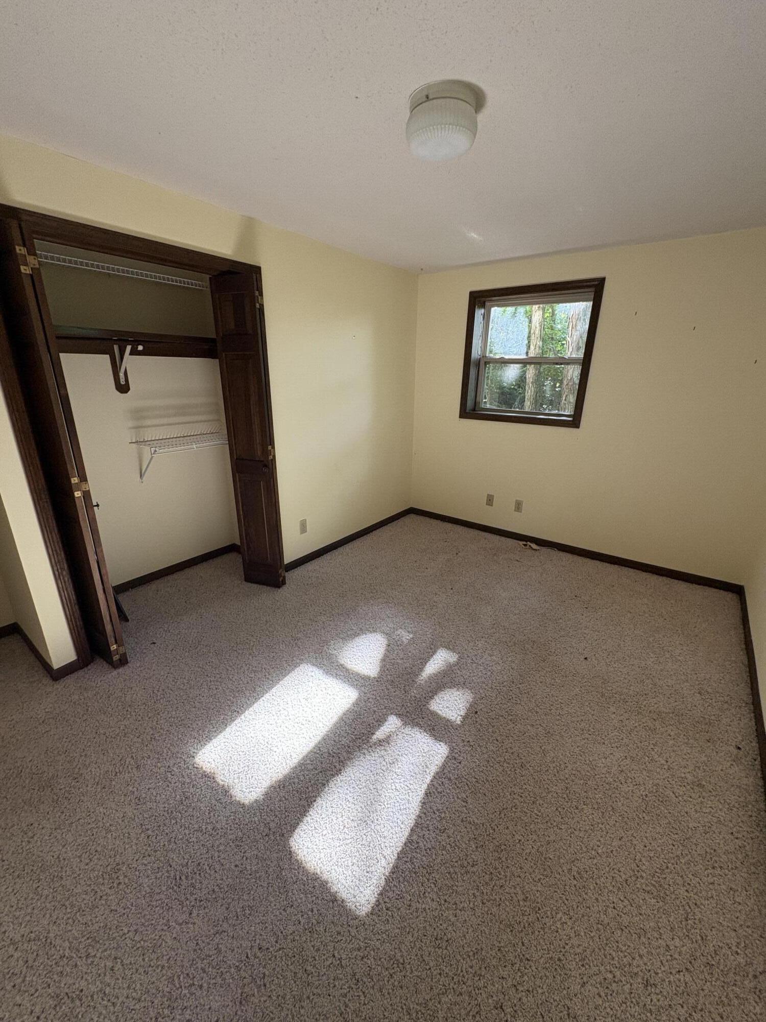 1352 East 400th Road Property Photo 31