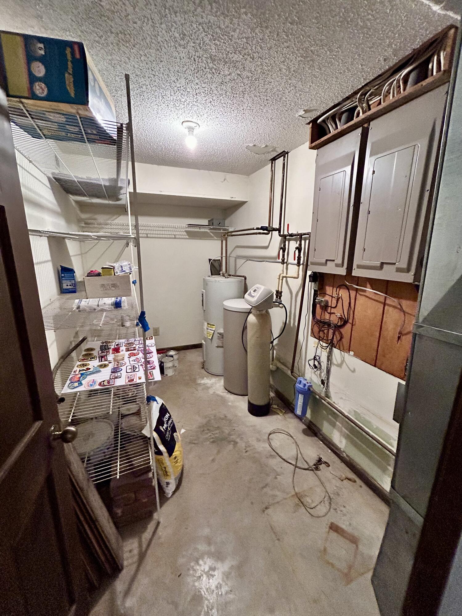 1352 East 400th Road Property Photo 45