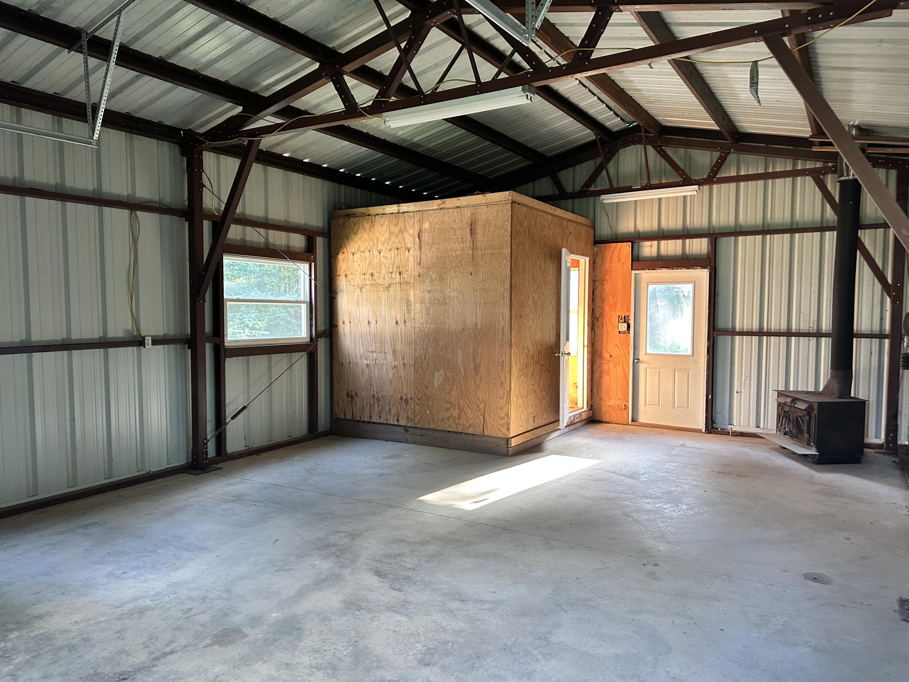 000 County Road 304 Property Photo 9