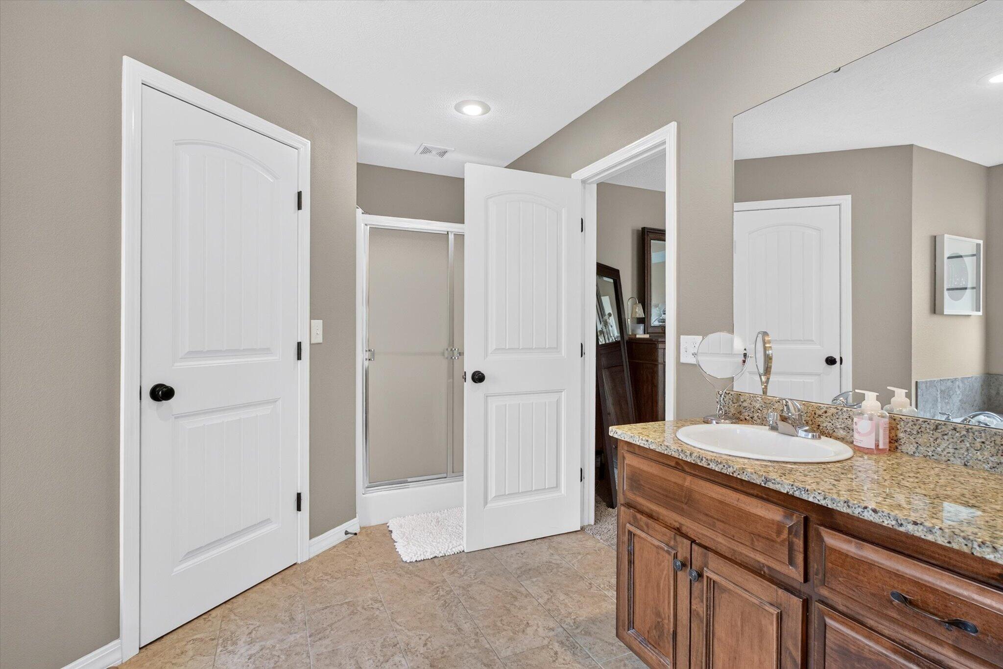 1007 East Highview Drive Property Photo 22