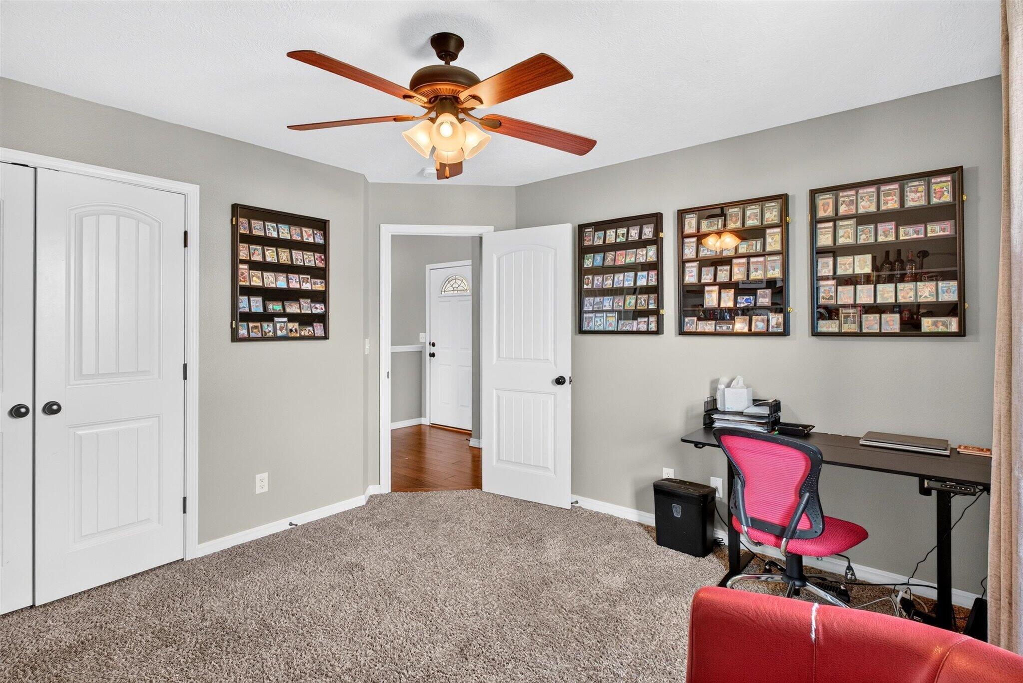 1007 East Highview Drive Property Photo 27