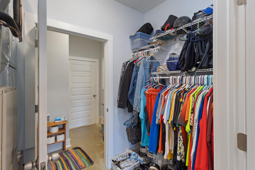 5687 Farm Road 2230 Property Photo 25
