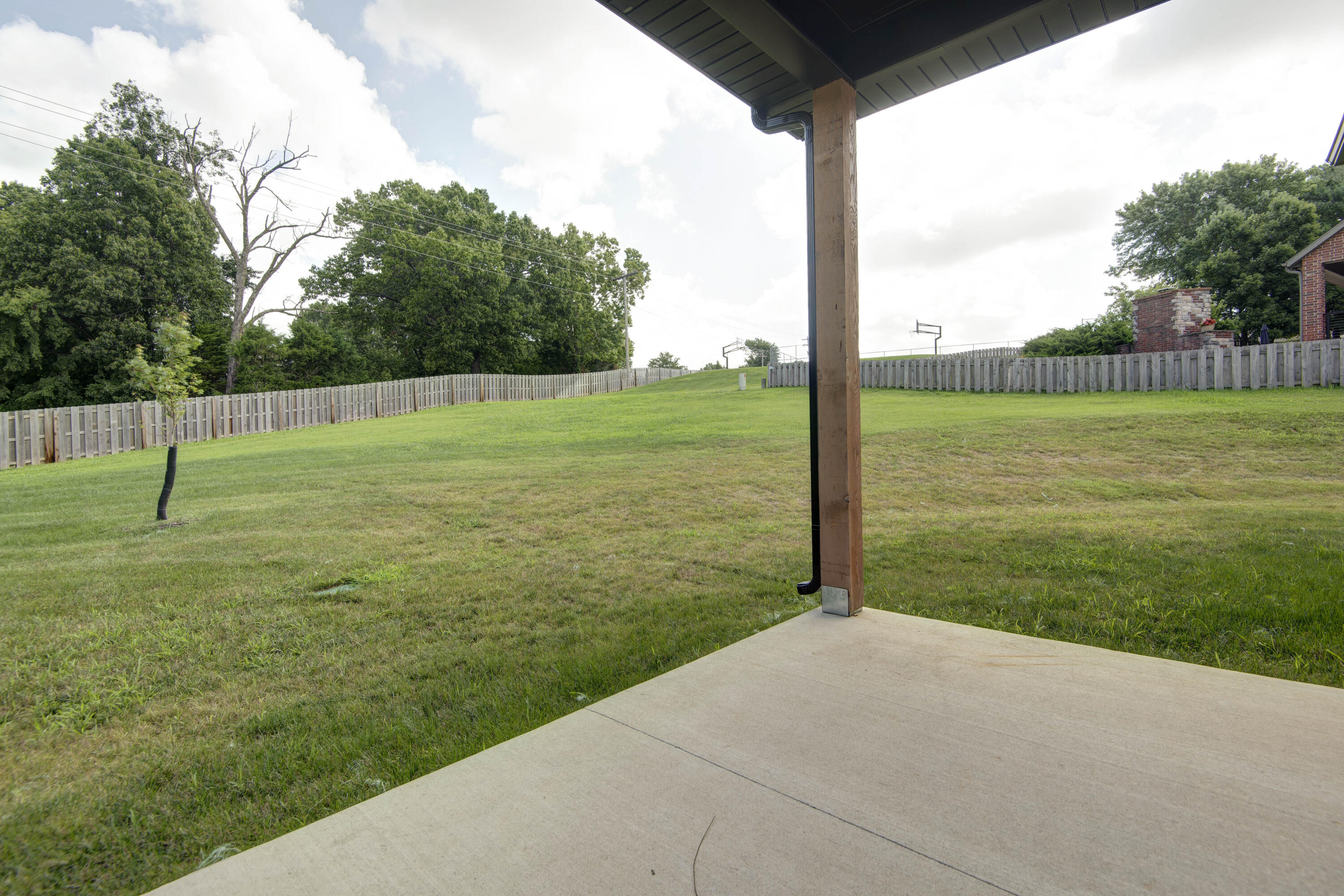 1539 West Gaslight Drive Property Photo 25