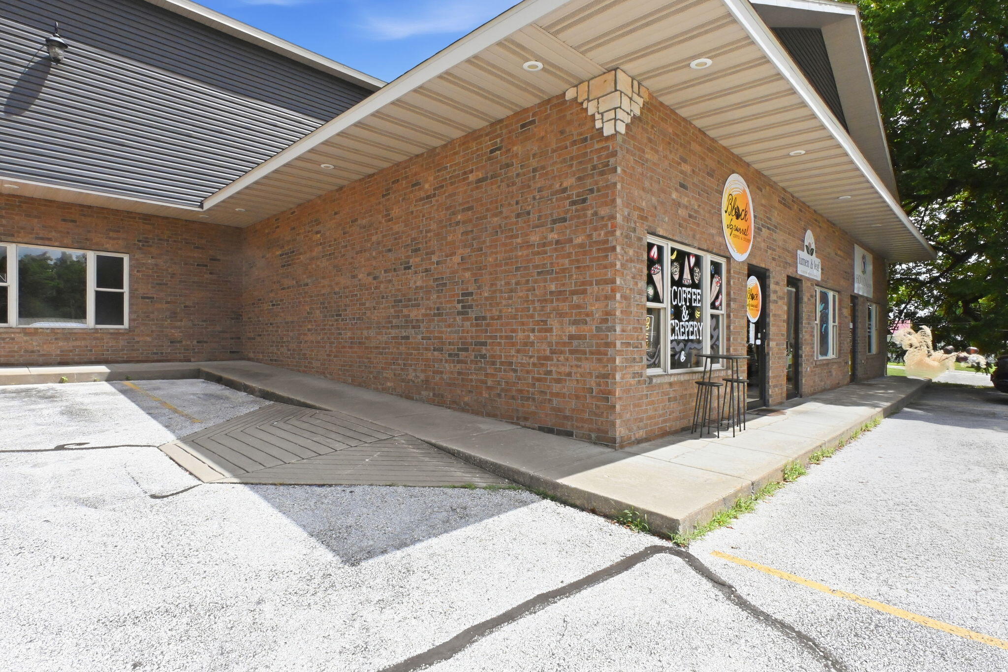 104 North Dunnegan Avenue Property Photo 2