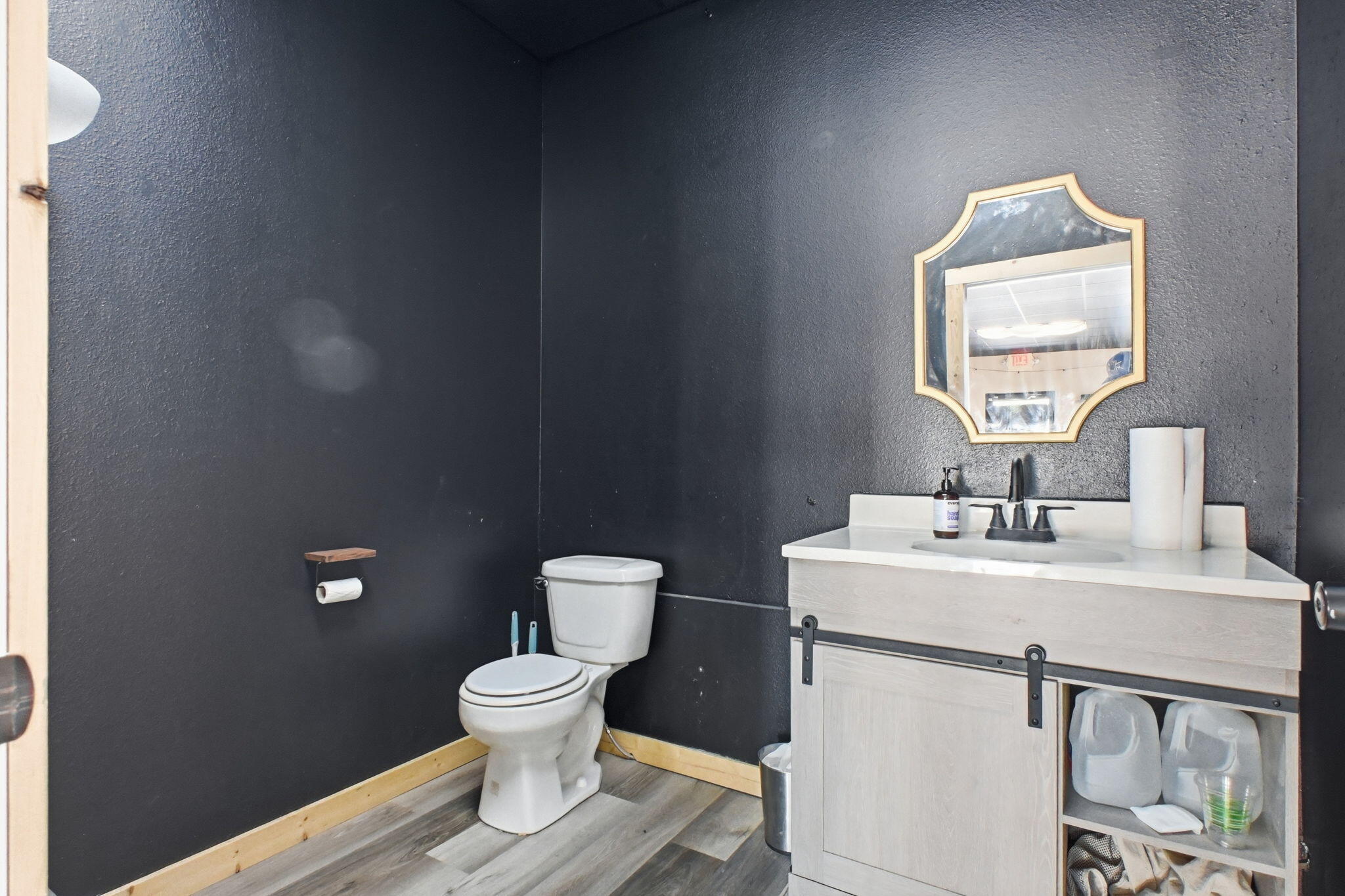 104 North Dunnegan Avenue Property Photo 48