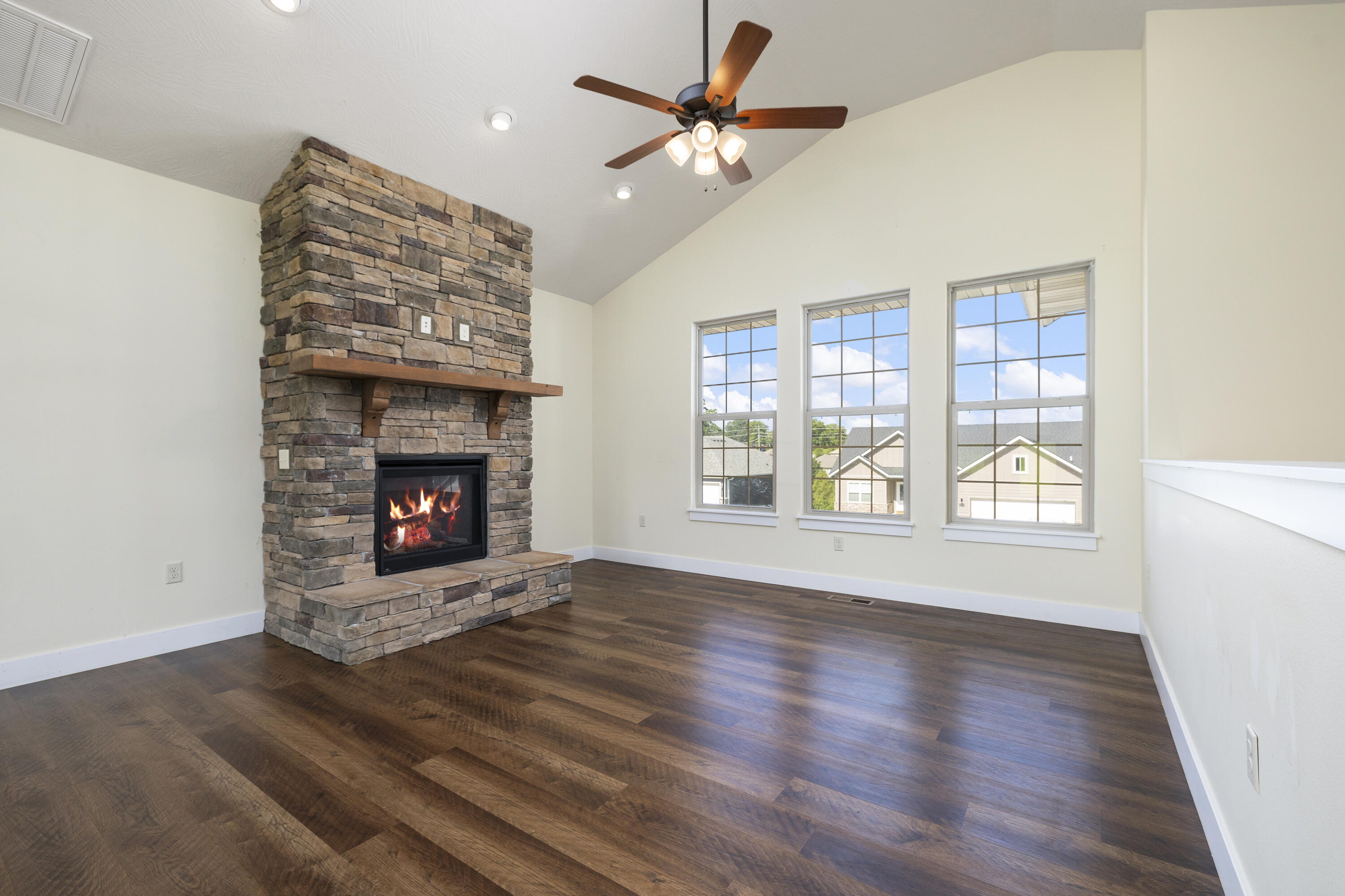 2086 Bull Run Road Property Photo 6