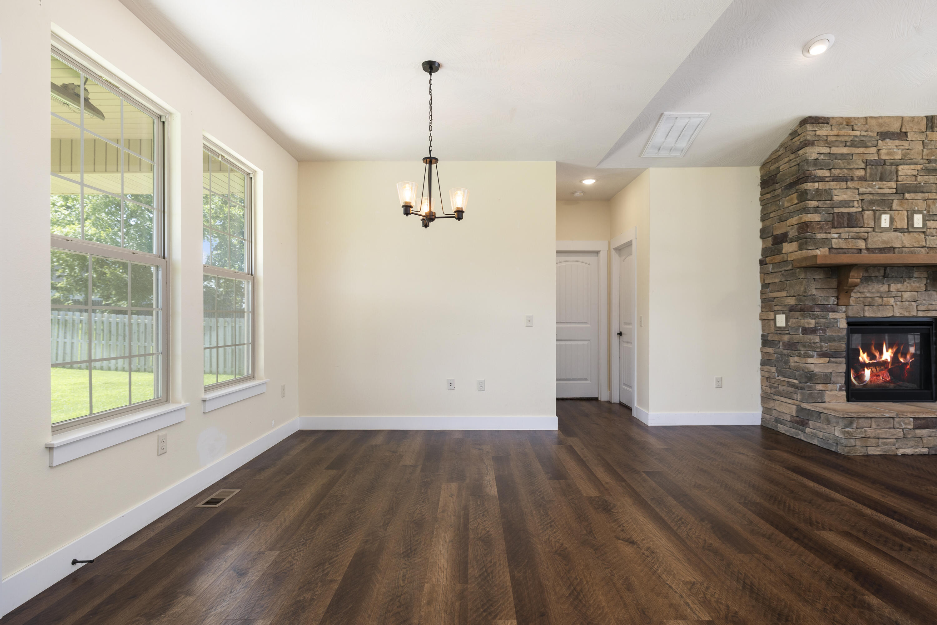 2086 Bull Run Road Property Photo 9